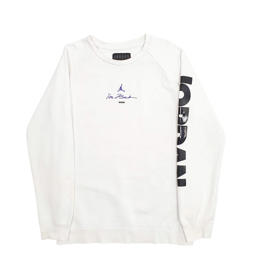 Mens White Nike Jordan Jumpman Basketball Chicago Bulls Vintage 90's Crewneck Jumper