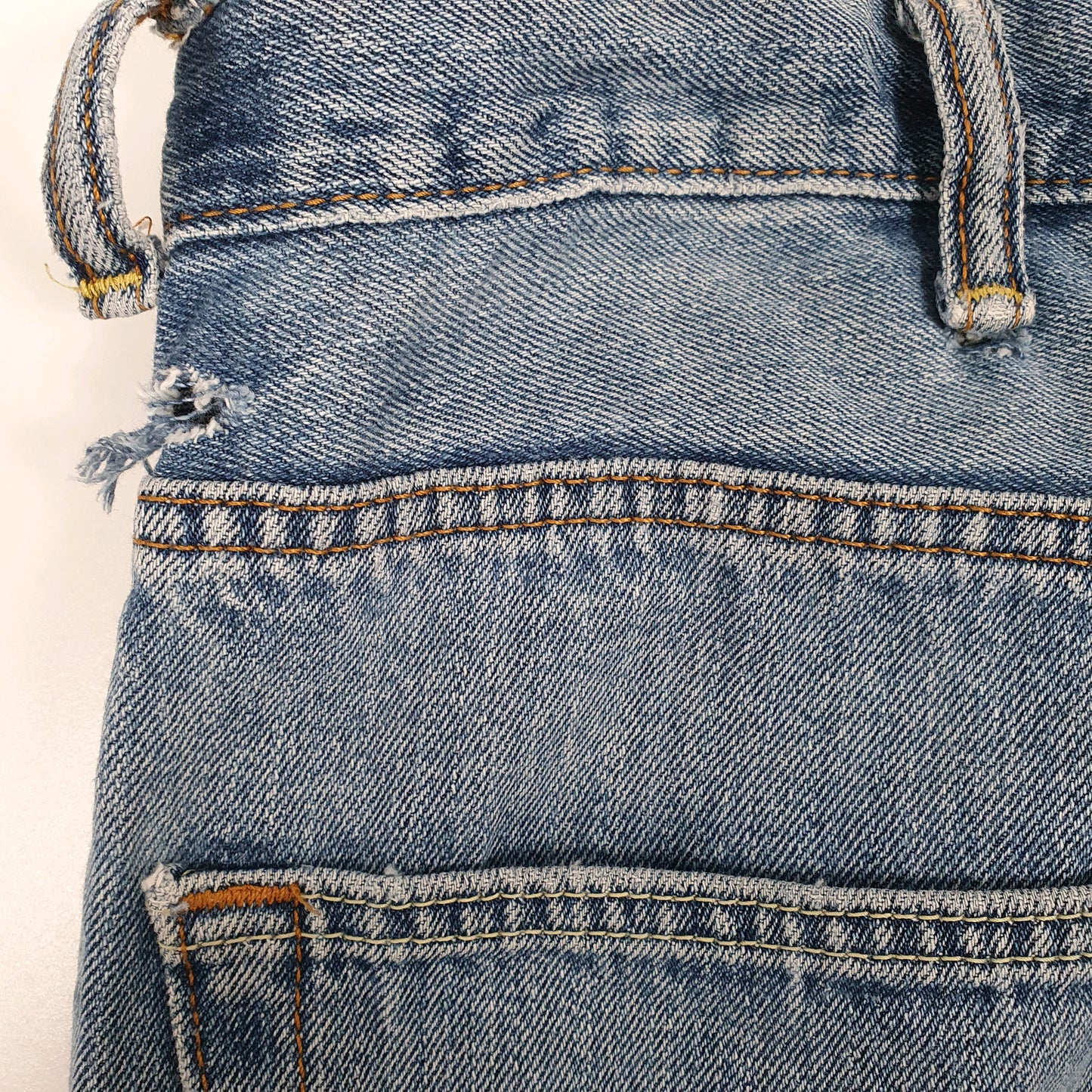 Levis 550 Relaxed Fit Jeans W42 L31 Blue