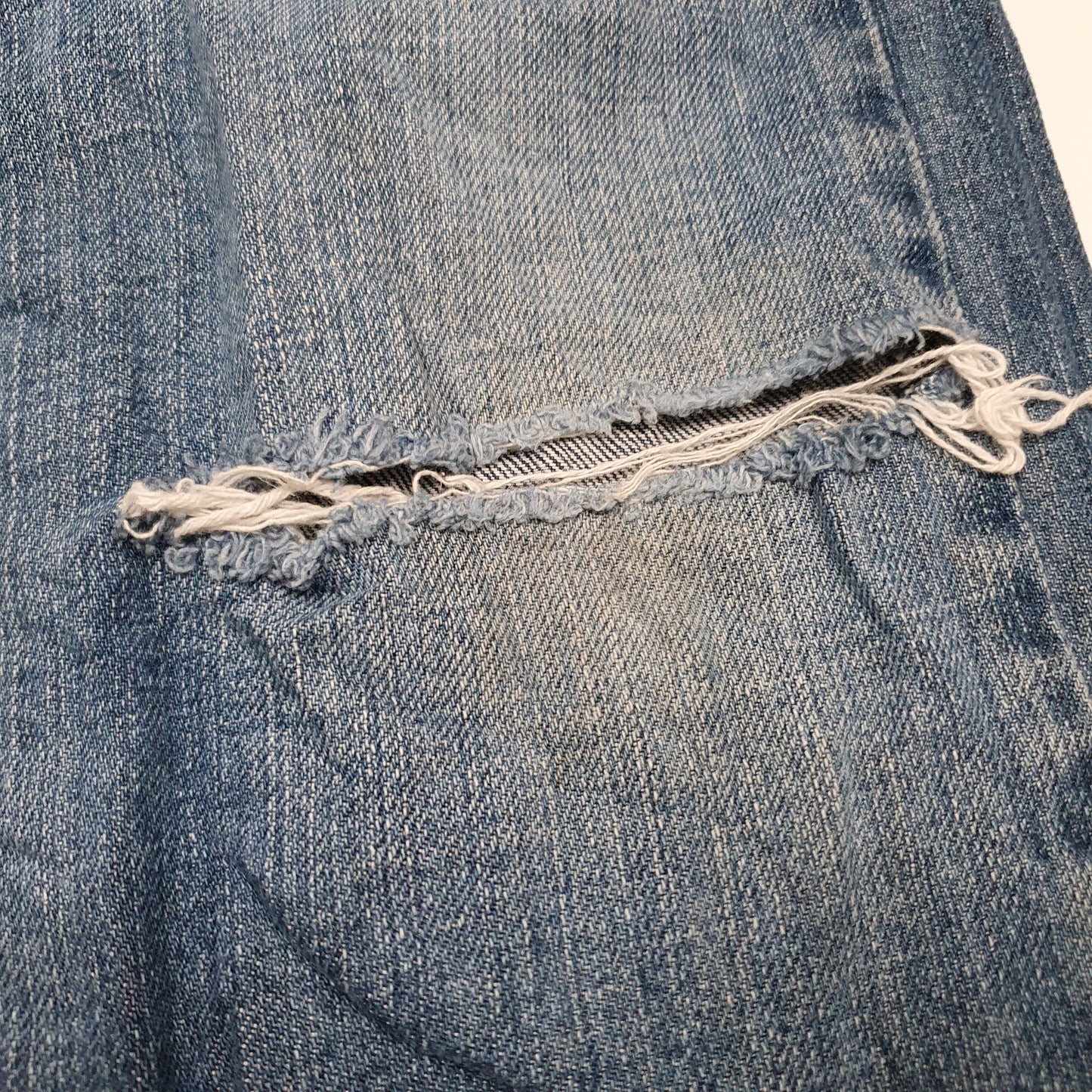 Levis 514 Straight Fit Slim Jeans W26 L26 Blue