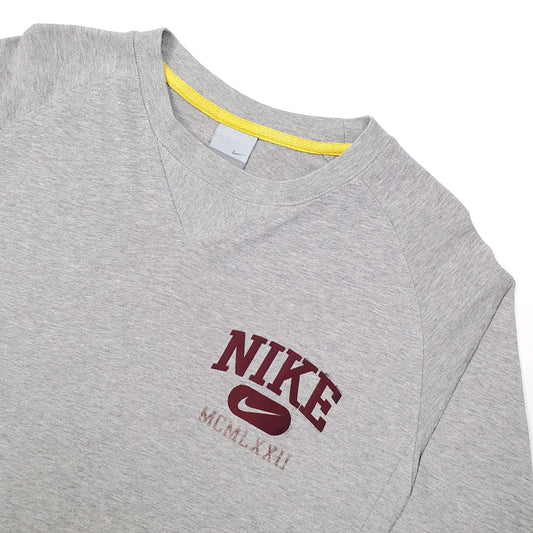 Nike Team Spellout Lightweight Crewneck M Grey
