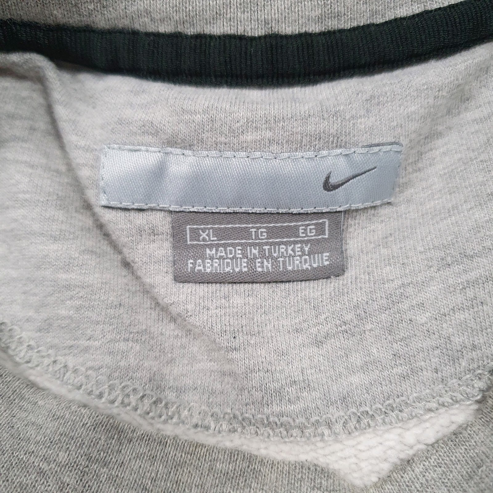 Mens Grey Nike Vintage 00s Crewneck Jumper