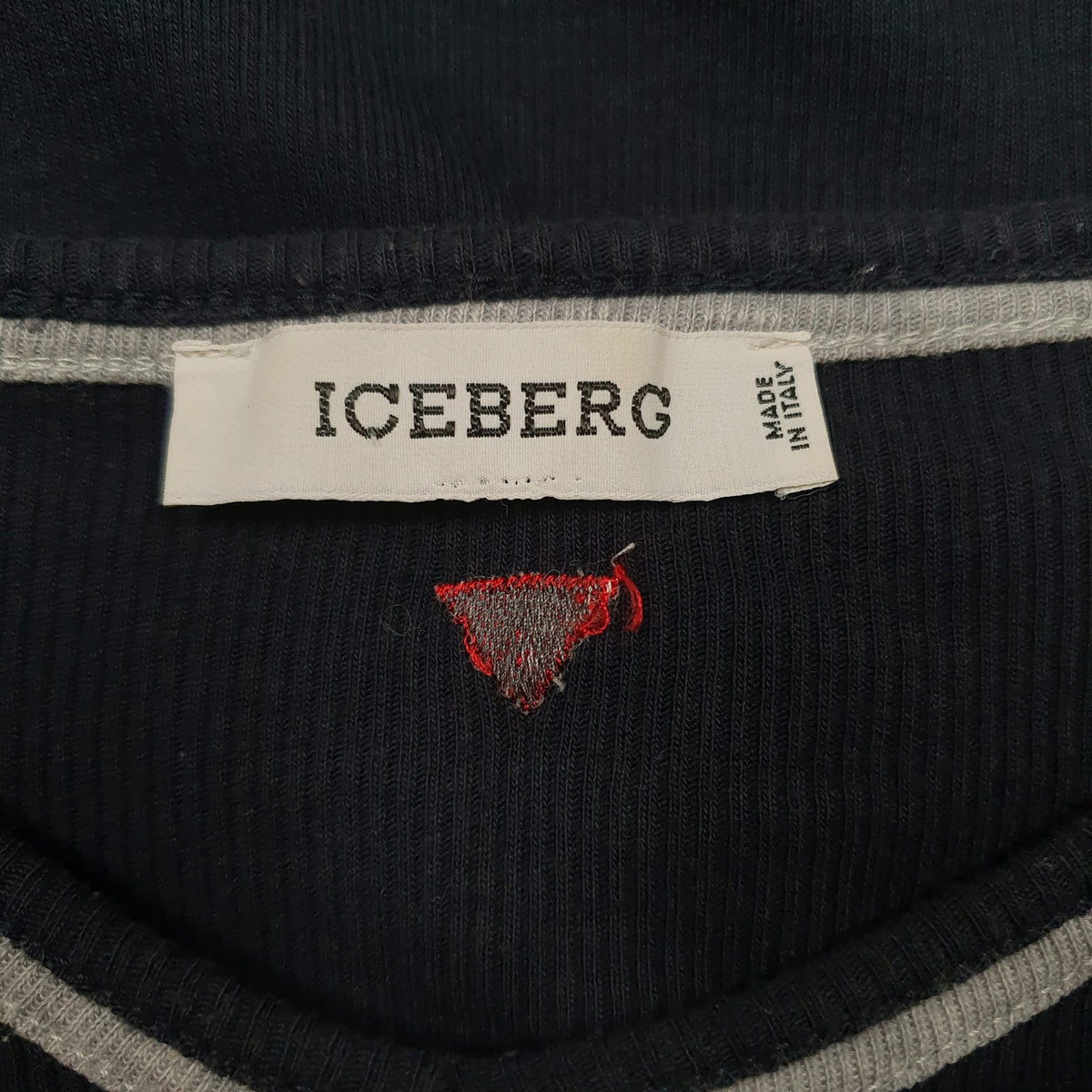 Womens Black Iceberg   T Shirt