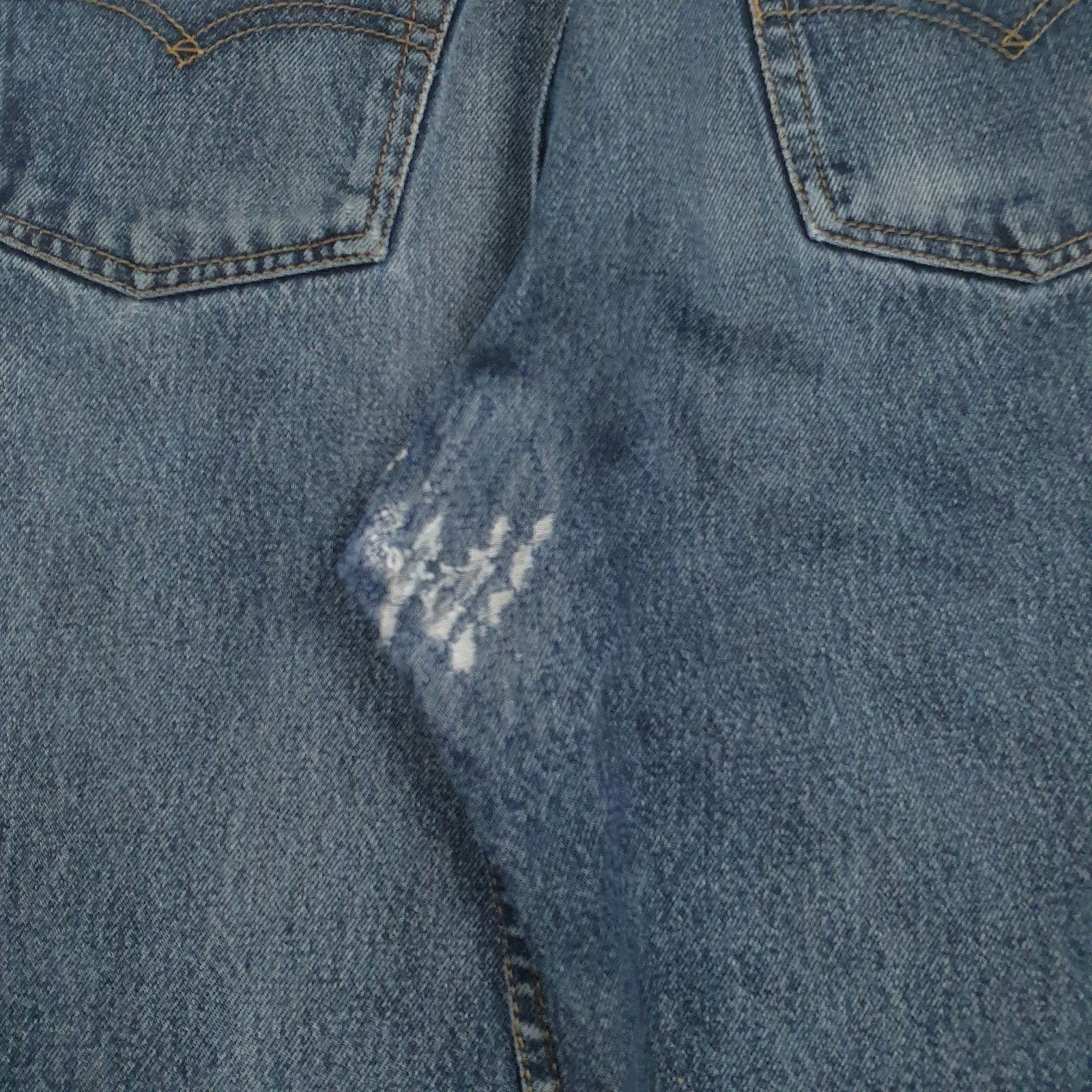 Mens Blue Levis Distressed  Jeans