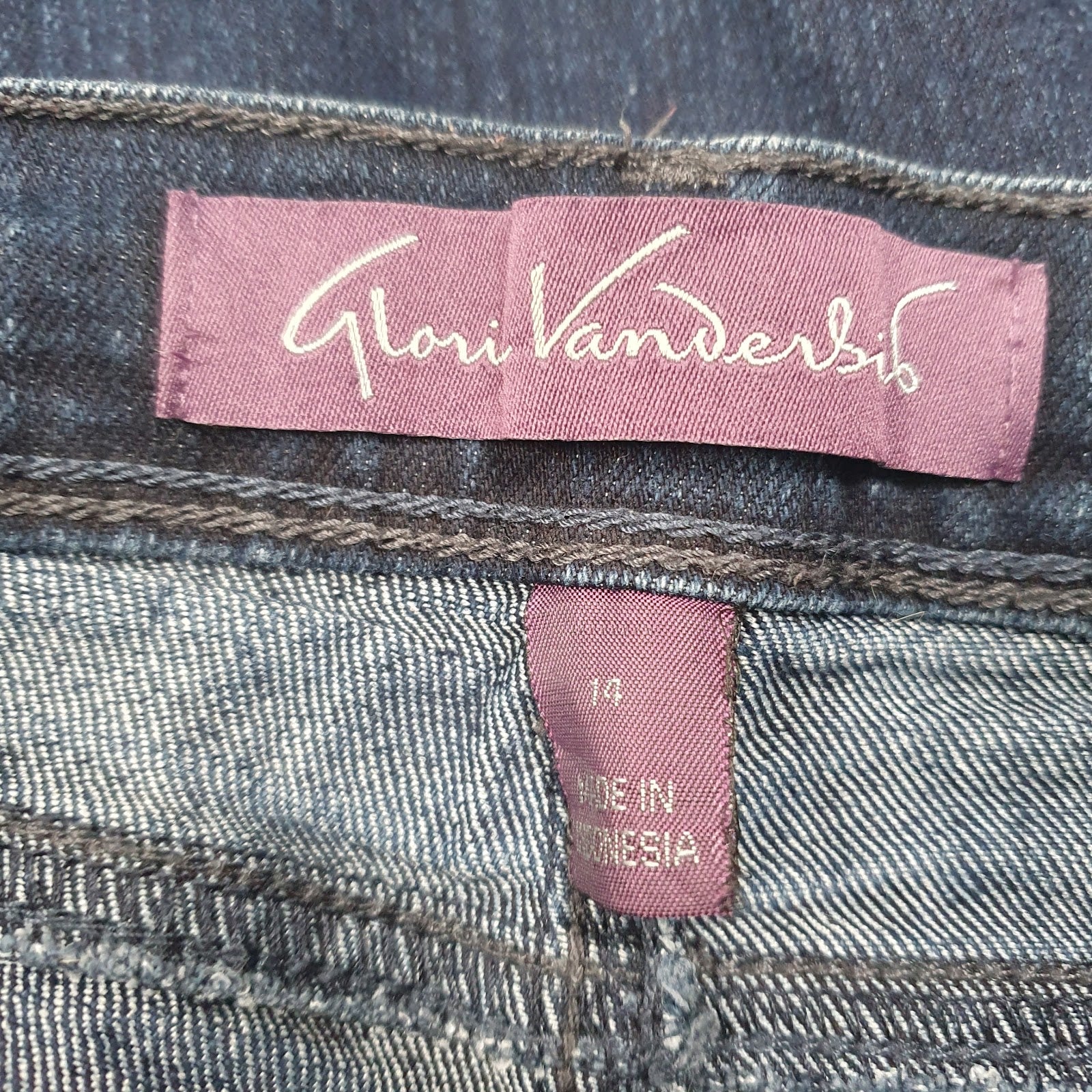 Womens Blue Gloria Vanderbilt   Jeans