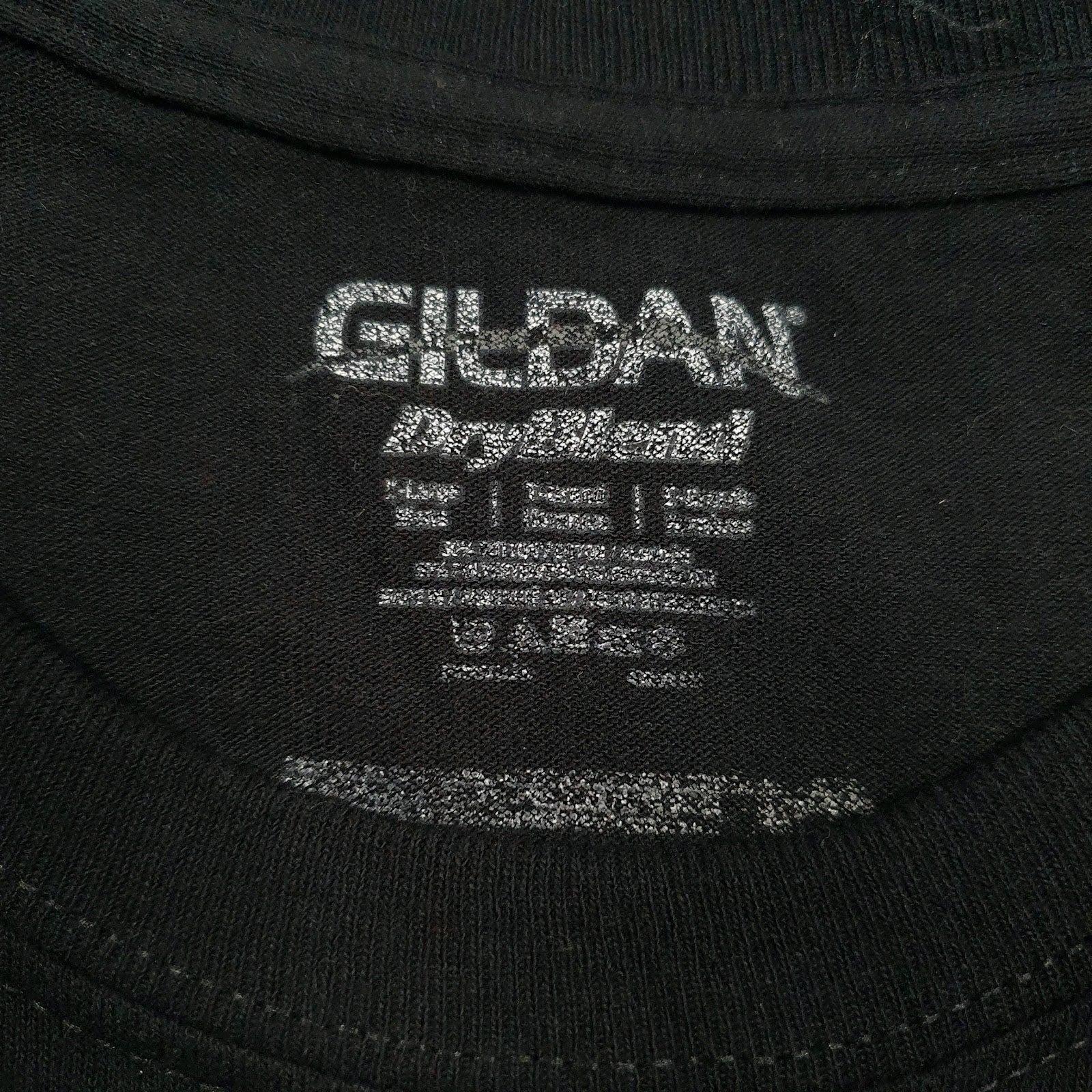 Mens Black Gildan   T Shirt