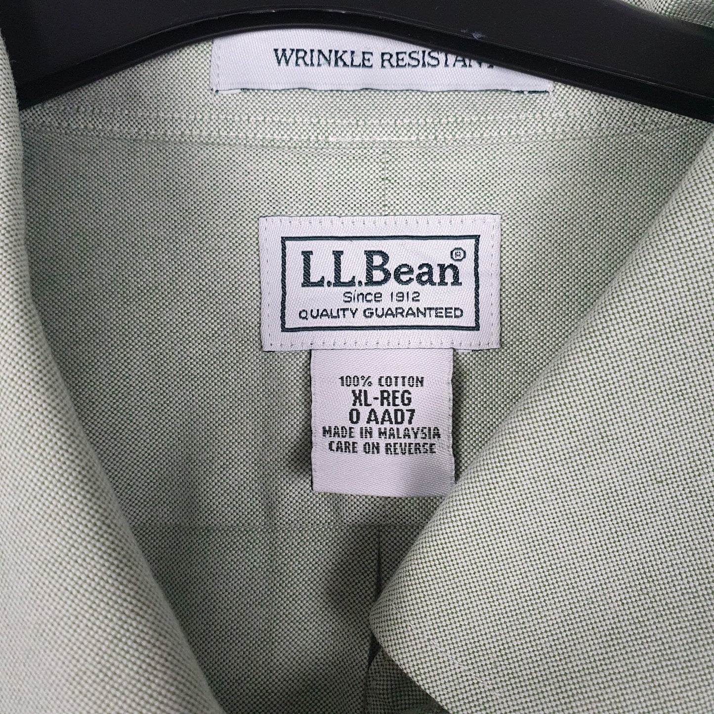 Mens Green L.L.Bean Apple Rock  Shirt