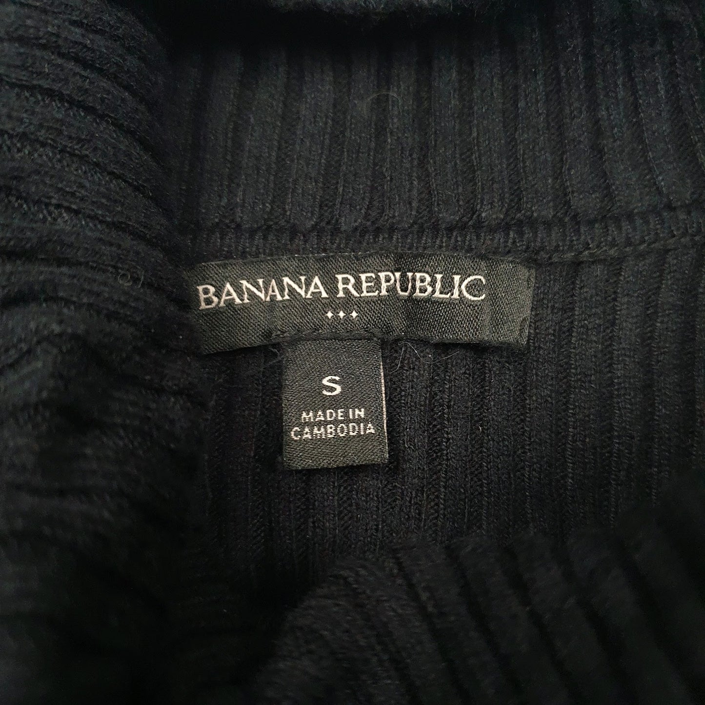 Womens Black Banana Republic  Turtle Neck Jumper