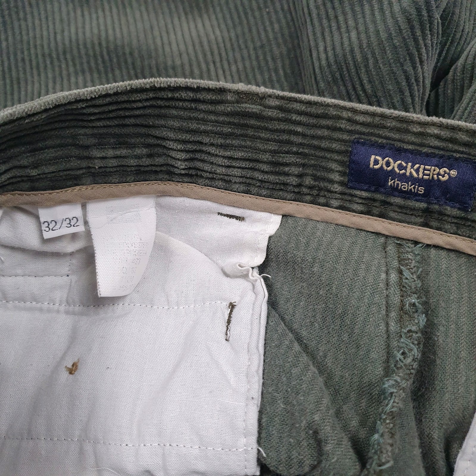 Mens Green Dockers   Trousers