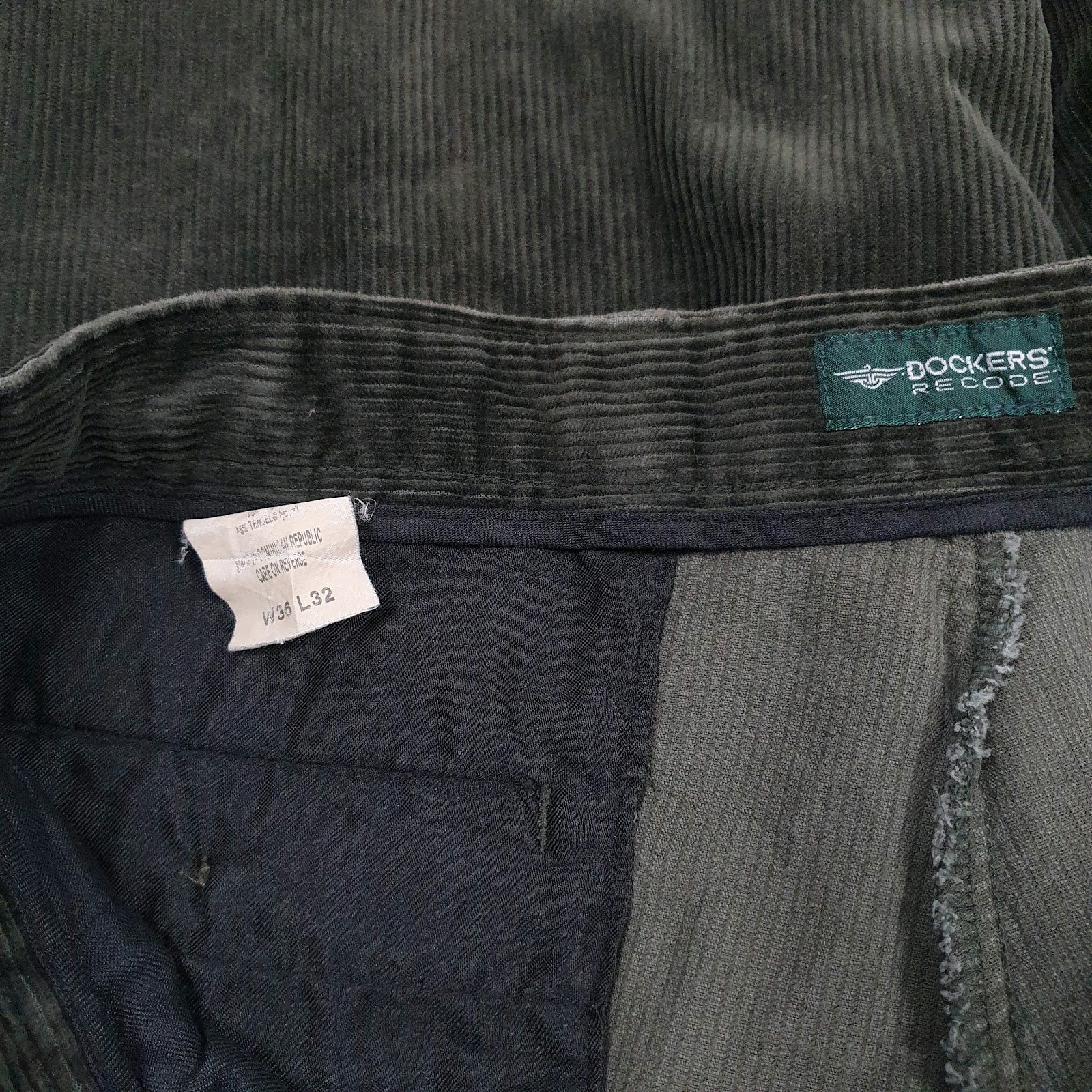 Mens Green Dockers   Trousers