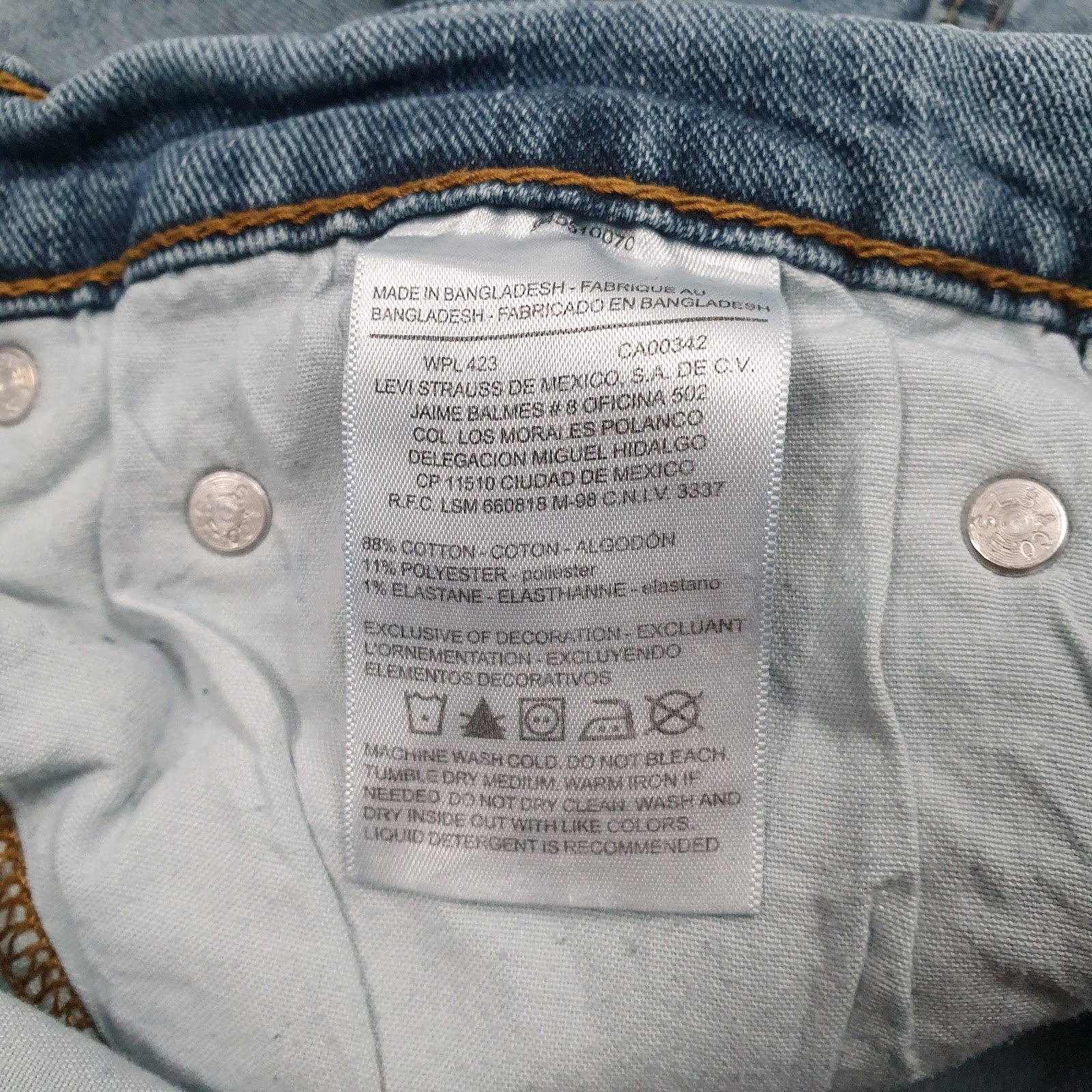 Mens Blue Levis Athletic  Jeans