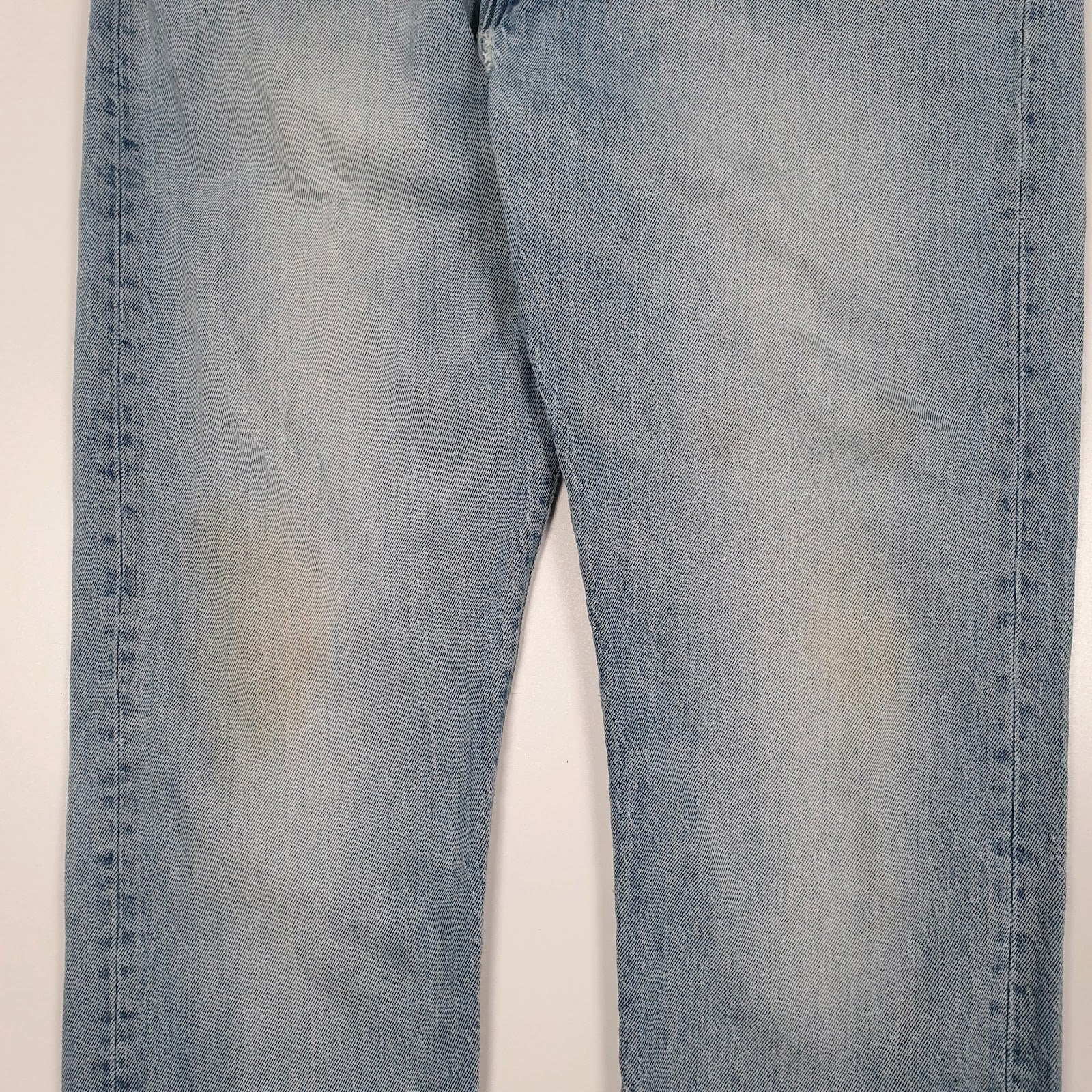 Mens White Levis Tapered  Jeans