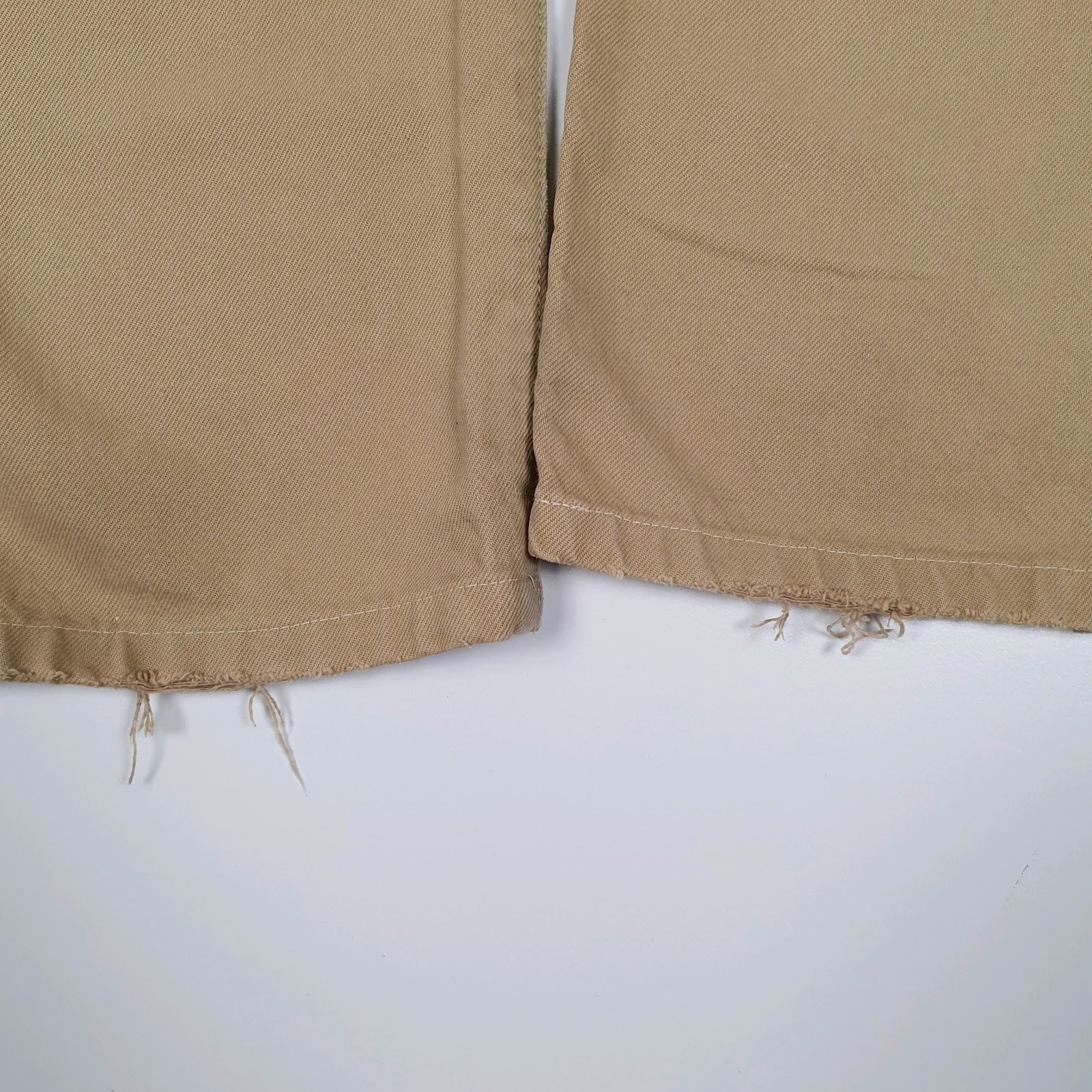 Mens Beige Levis Vintage 00s  Jeans