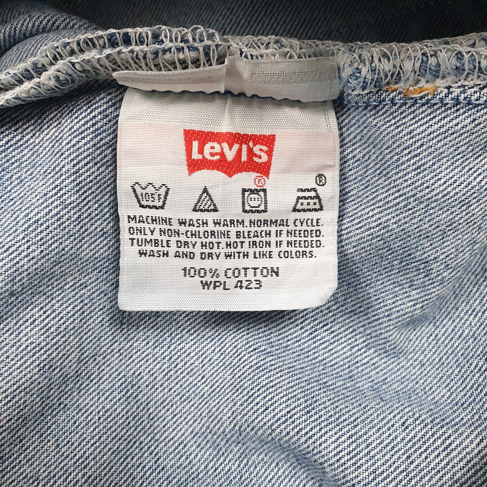 Mens Blue Levis Vintage 00s  Jeans