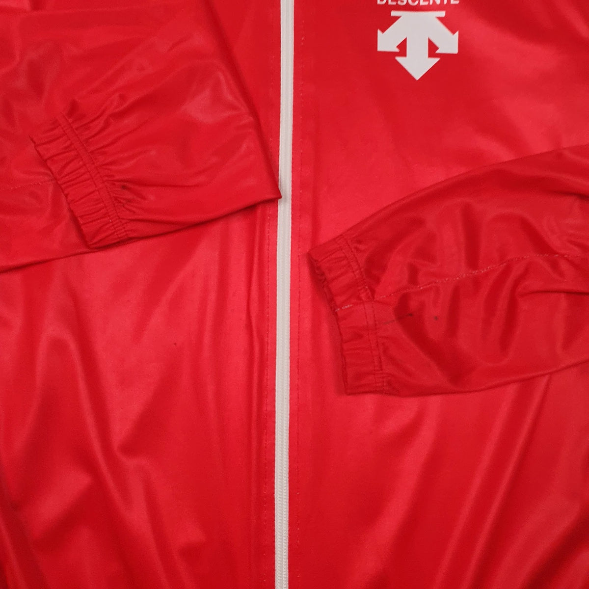 Mens Red Descente Vintage Full Zip Jumper