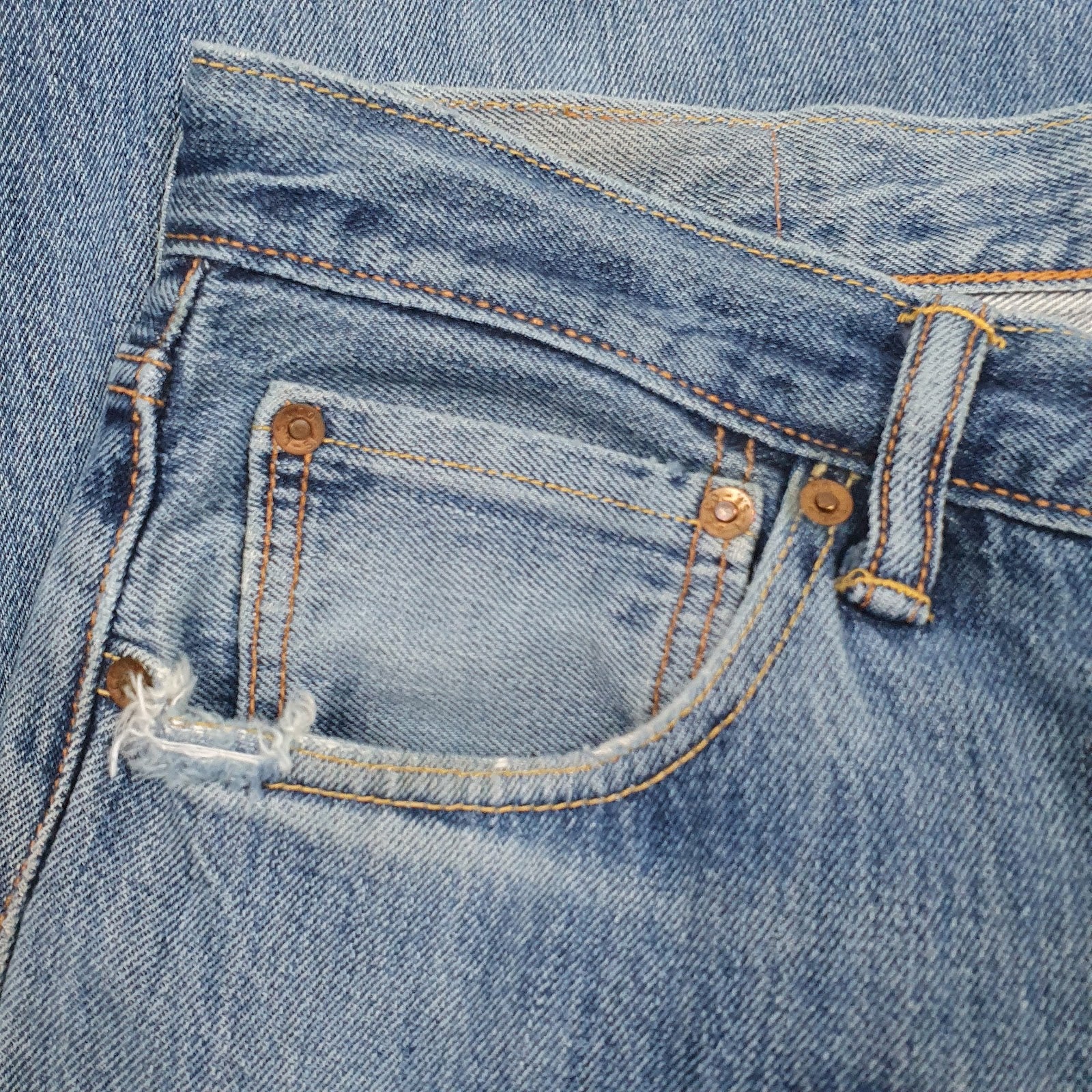 Mens Blue Levis   Jeans