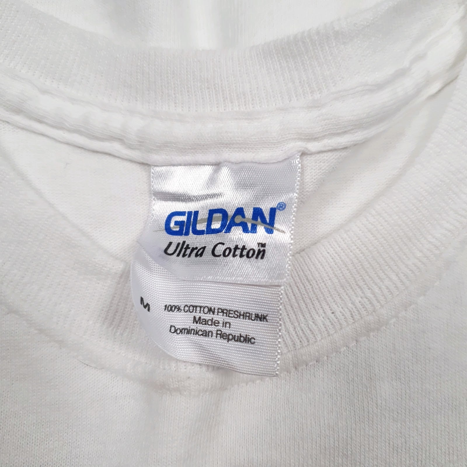 Mens White Gildan Gold Crown Basketball  T Shirt