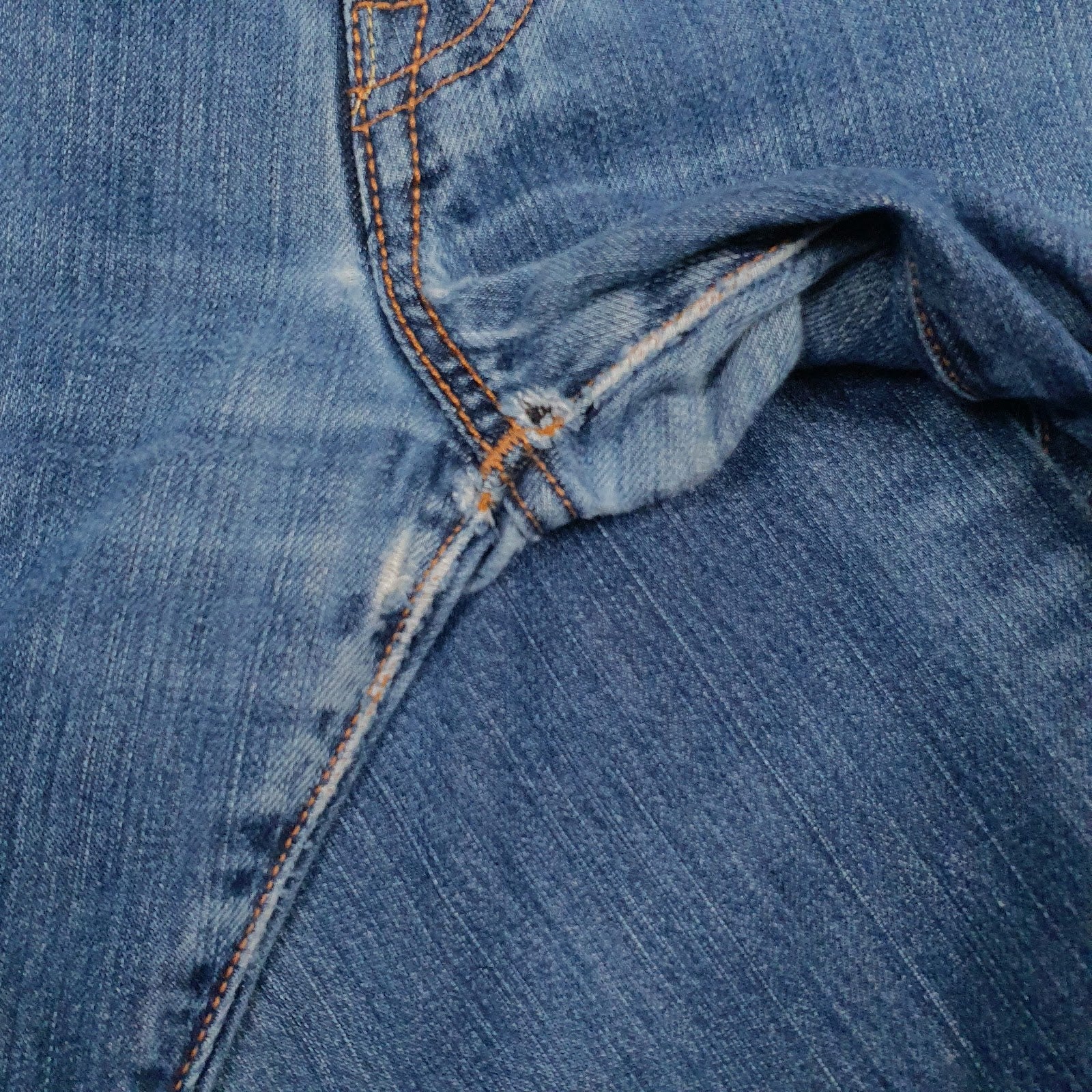 Mens Blue Levis   Jeans
