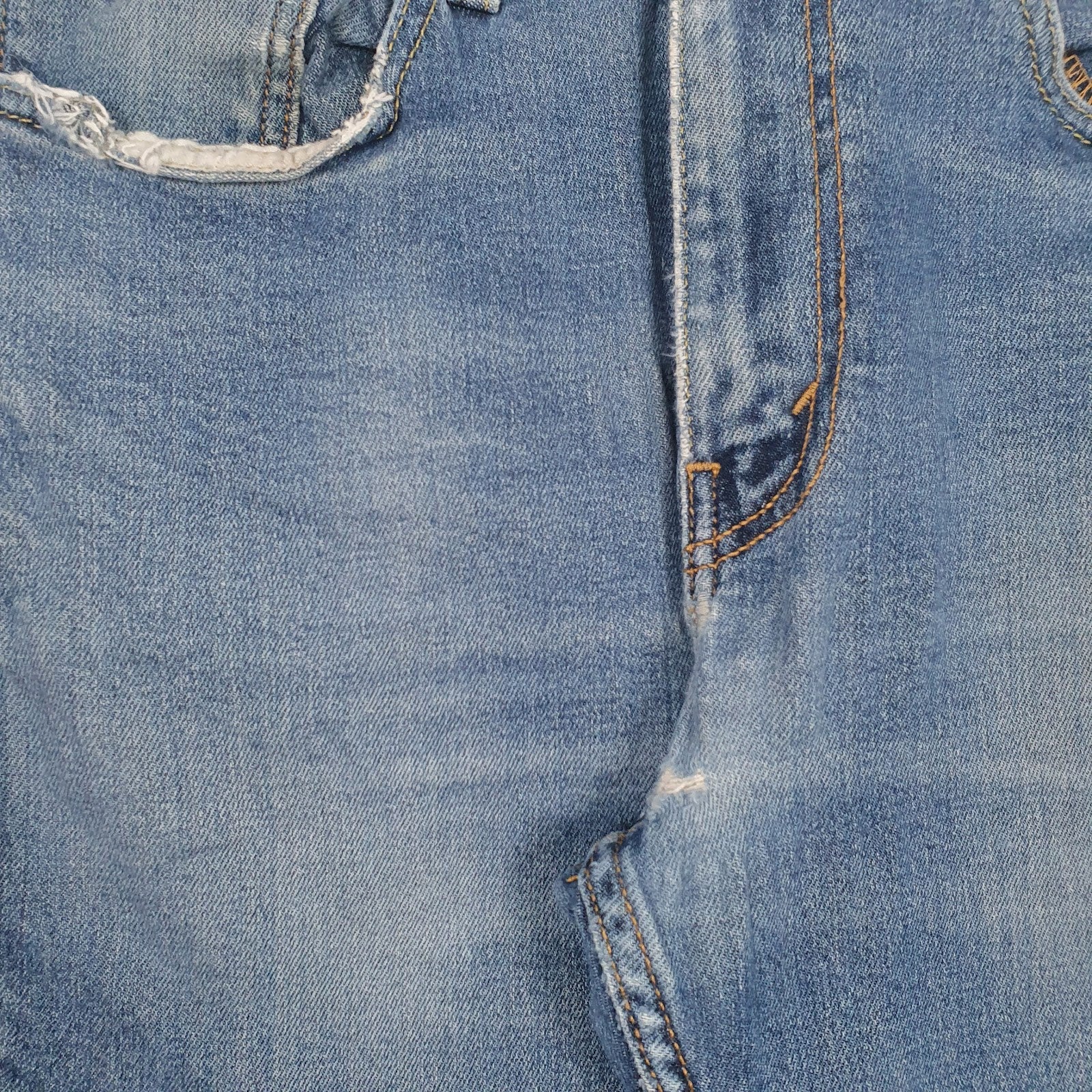Mens Blue Levis Distressed  Jeans