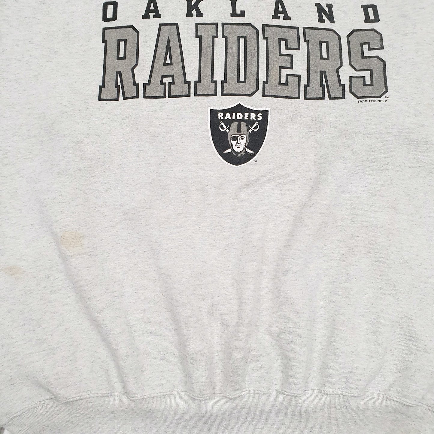 Mens Grey Pro Player Vintage 90s NFL Oakland Raiders Crewneck Jumper