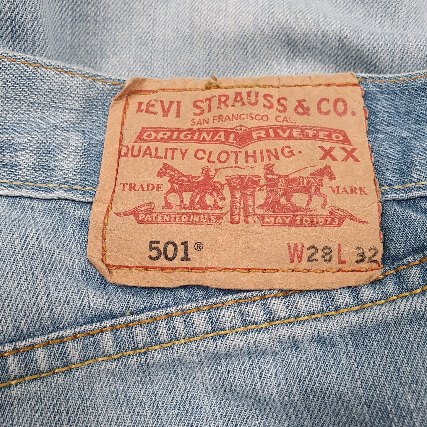 Mens Blue Levis   Jeans