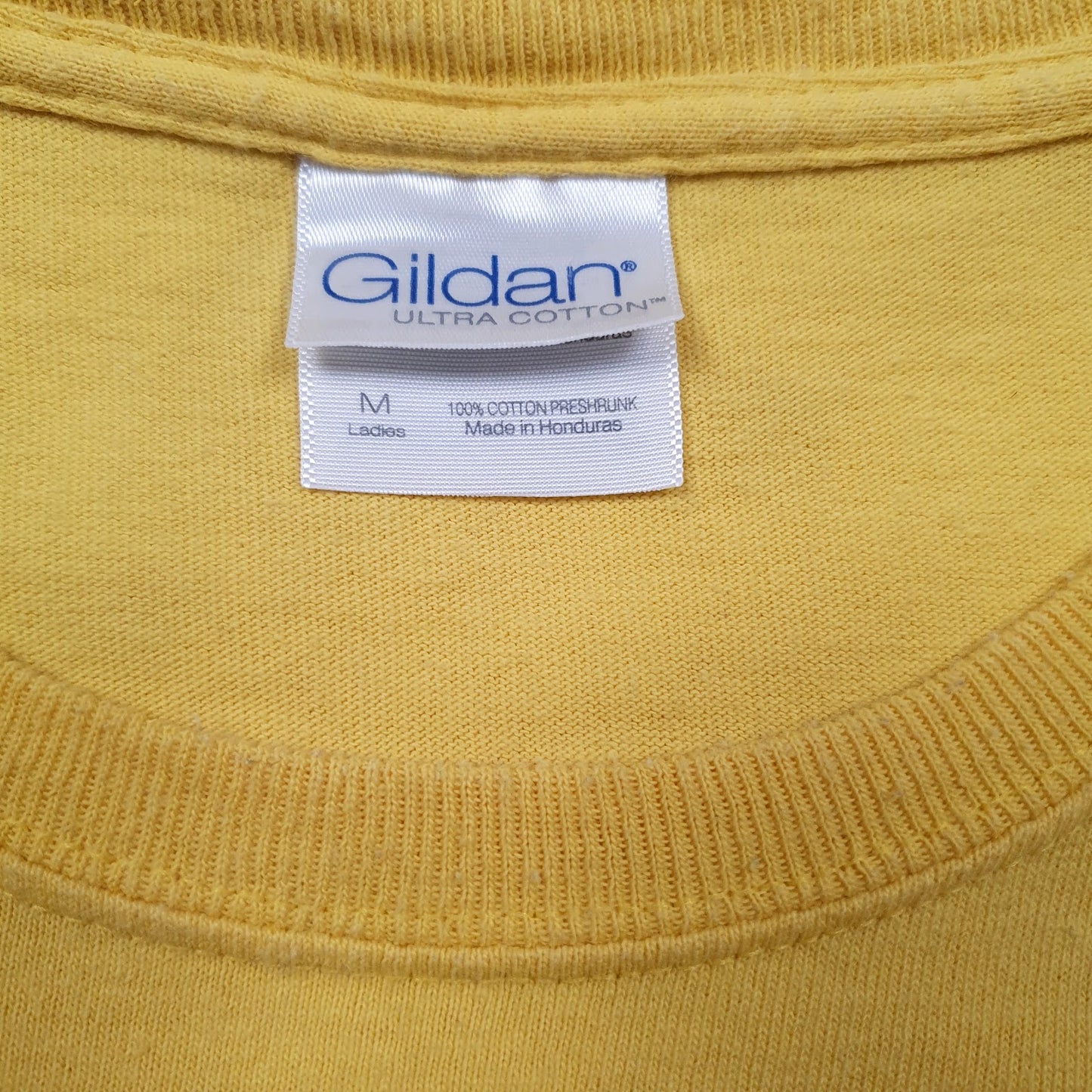 Mens Yellow Gildan   T Shirt