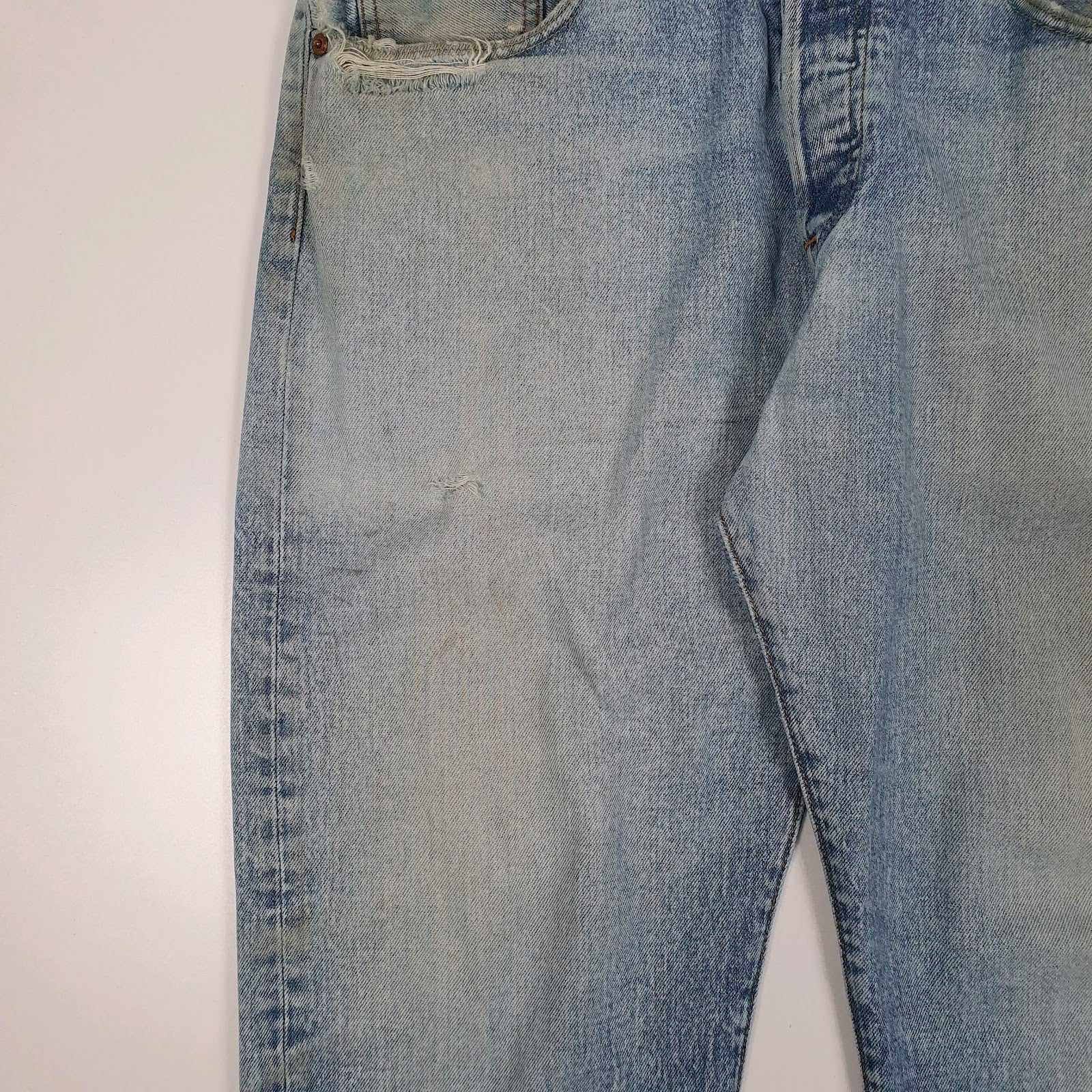 Mens Blue Levis   Jeans