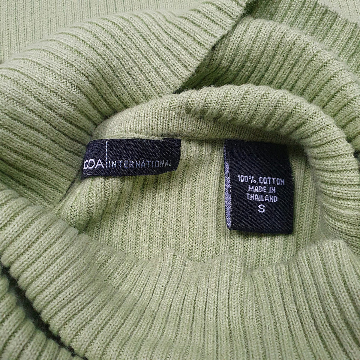 Womens Green Moda  Turtle Neck Jumper