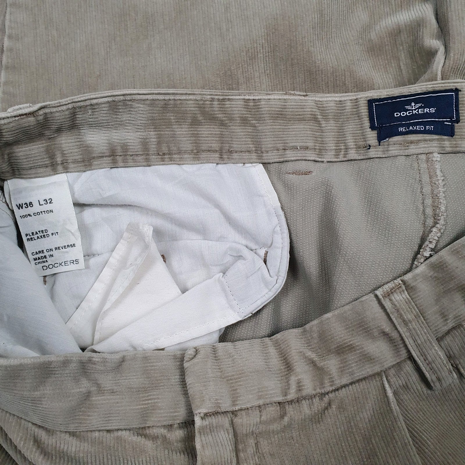 Mens Brown Dockers Pleated  Trousers