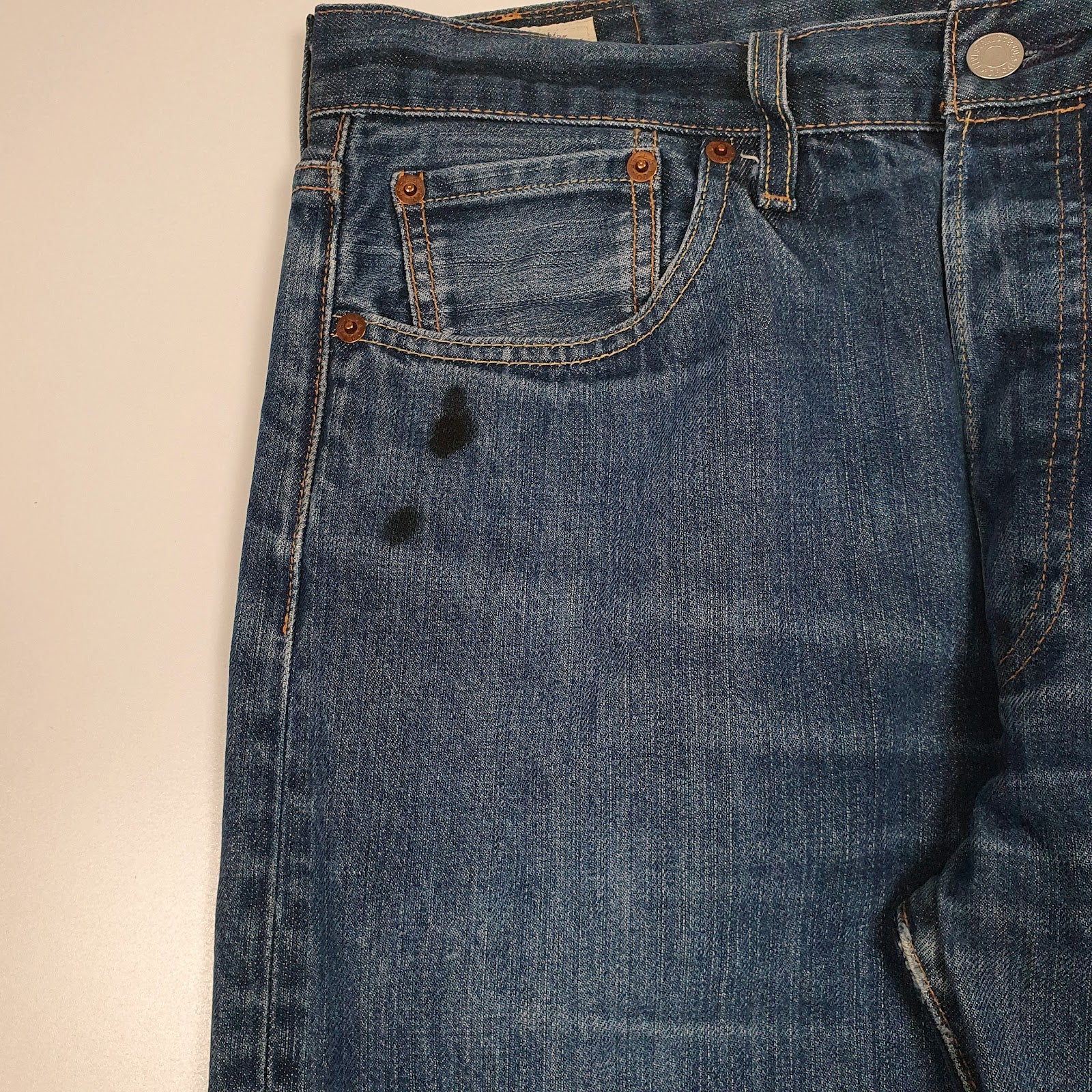 Mens Blue Levis   Jeans