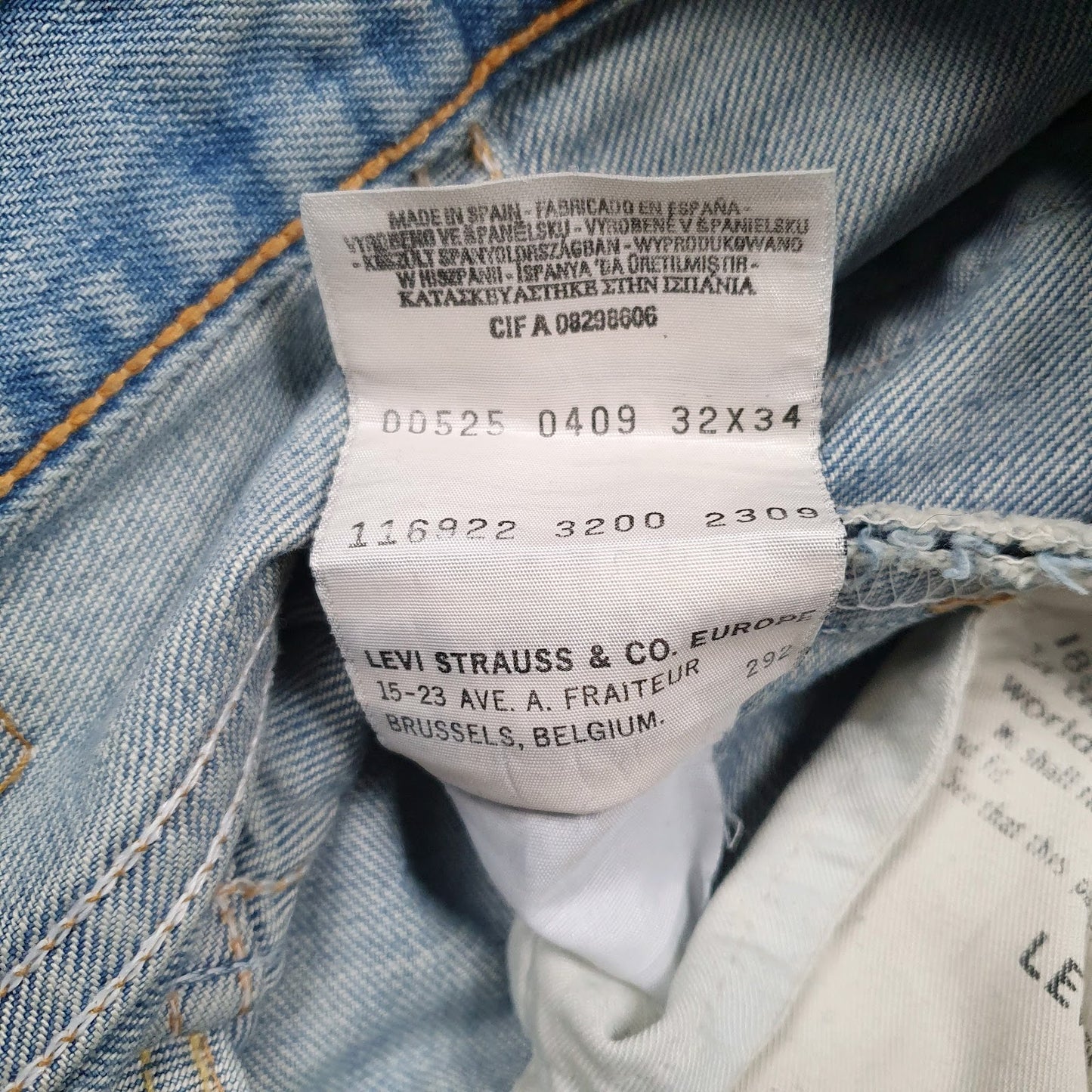 Mens Blue Levis Vintage  Jeans