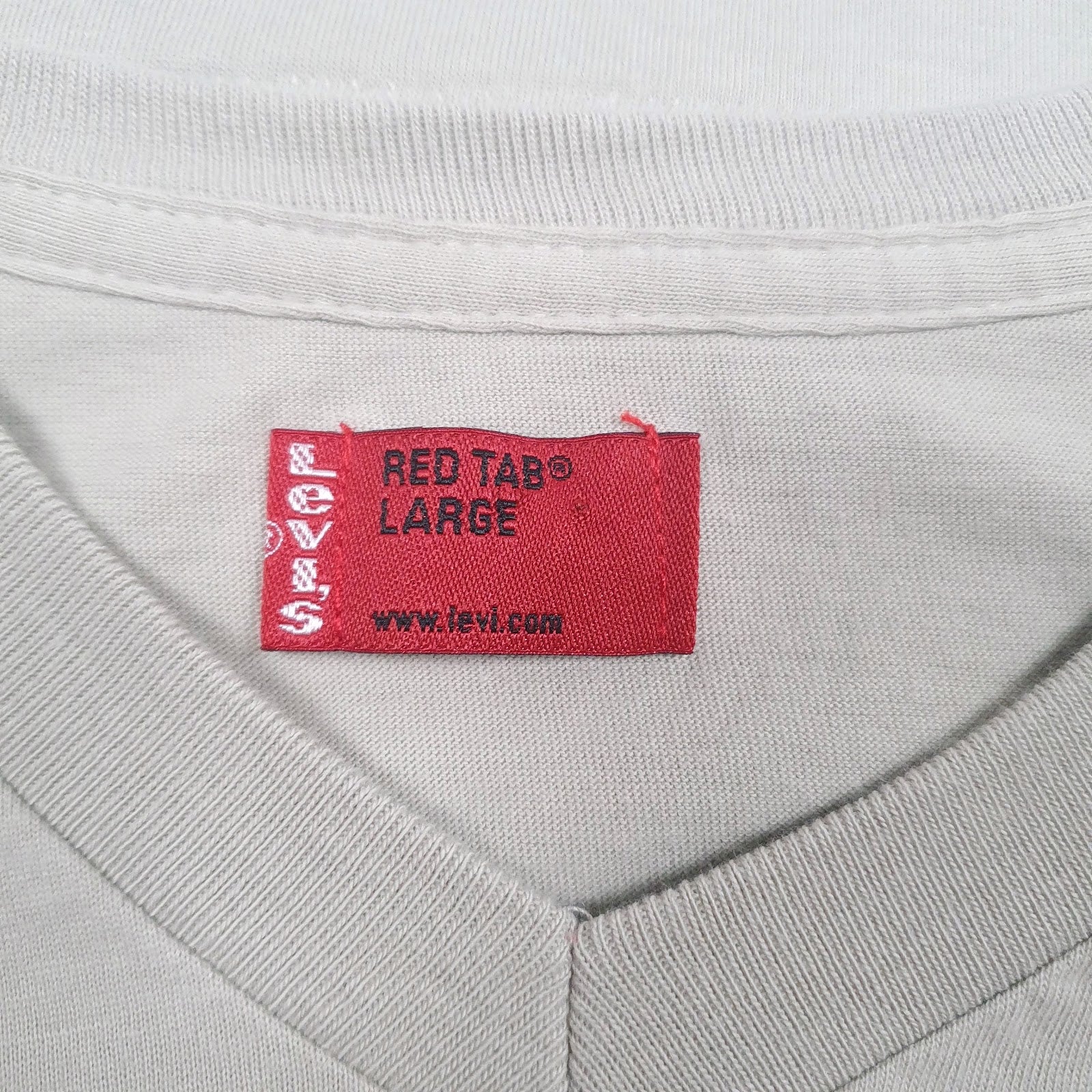 Mens Grey Levis Red Tab  T Shirt