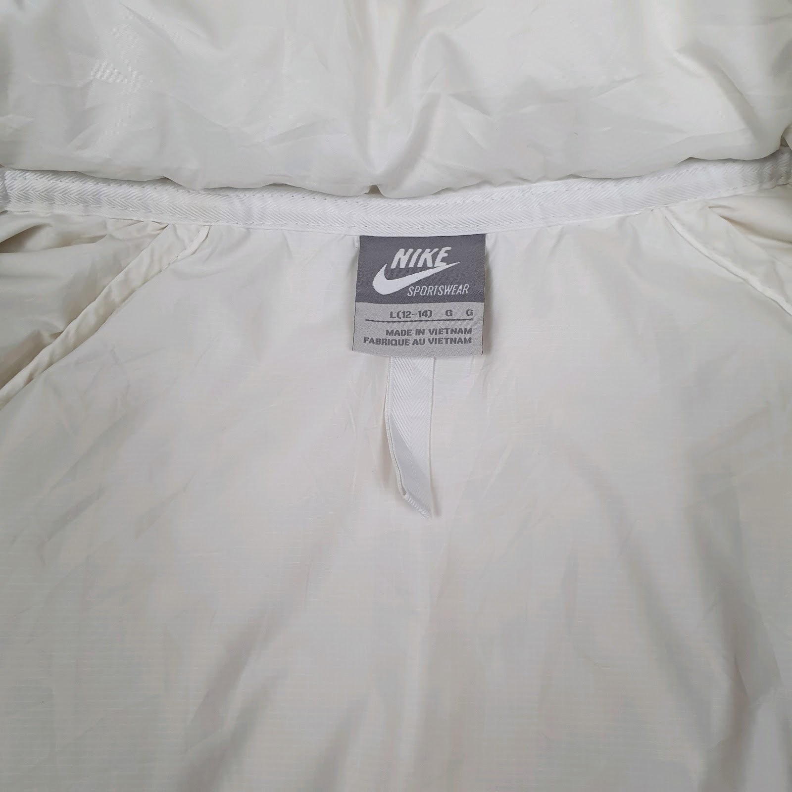 Womens White Nike Vintage 2000s Hoodie Coat