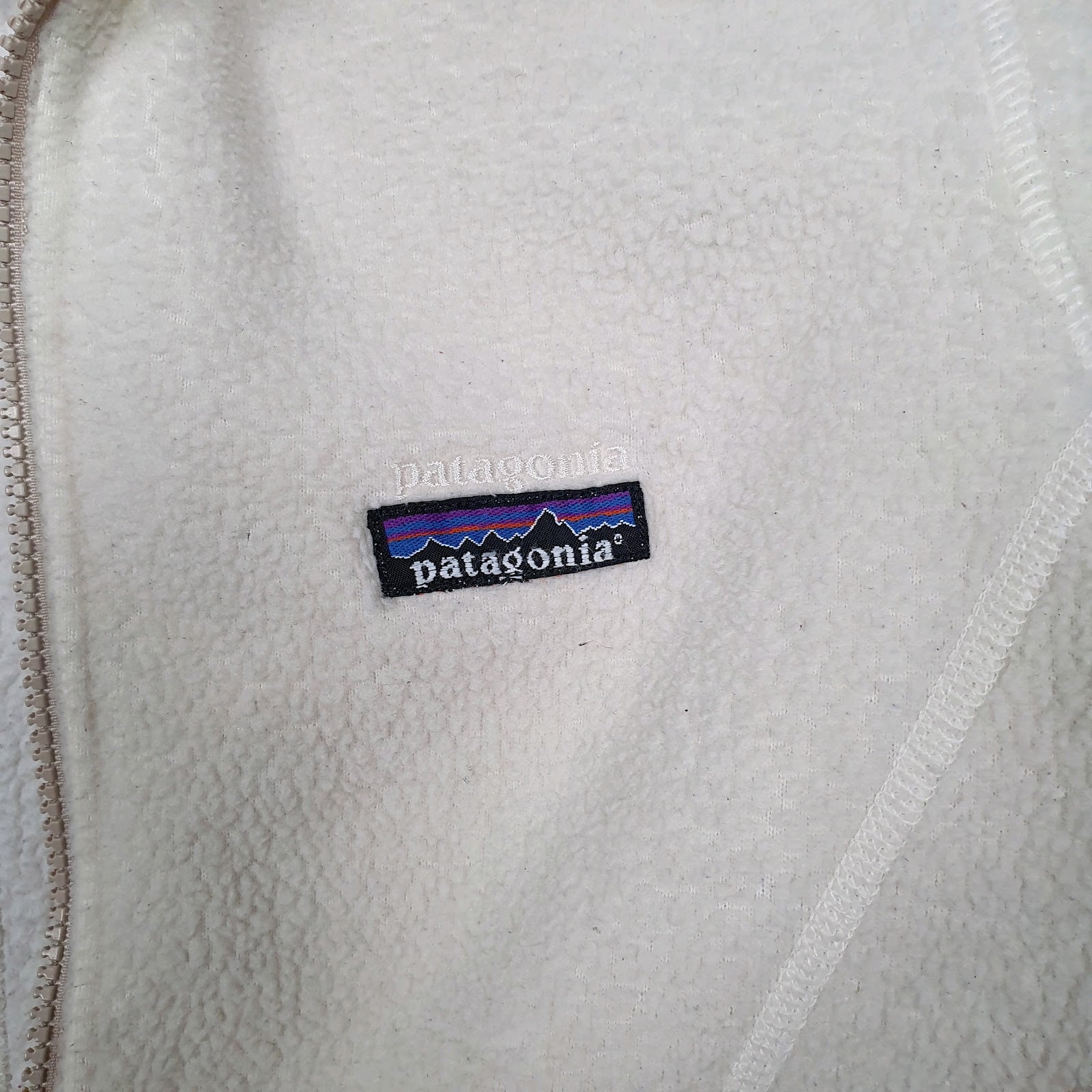 Womens White Patagonia Synchilla Arctic Hoodie Full Zip Jumper
