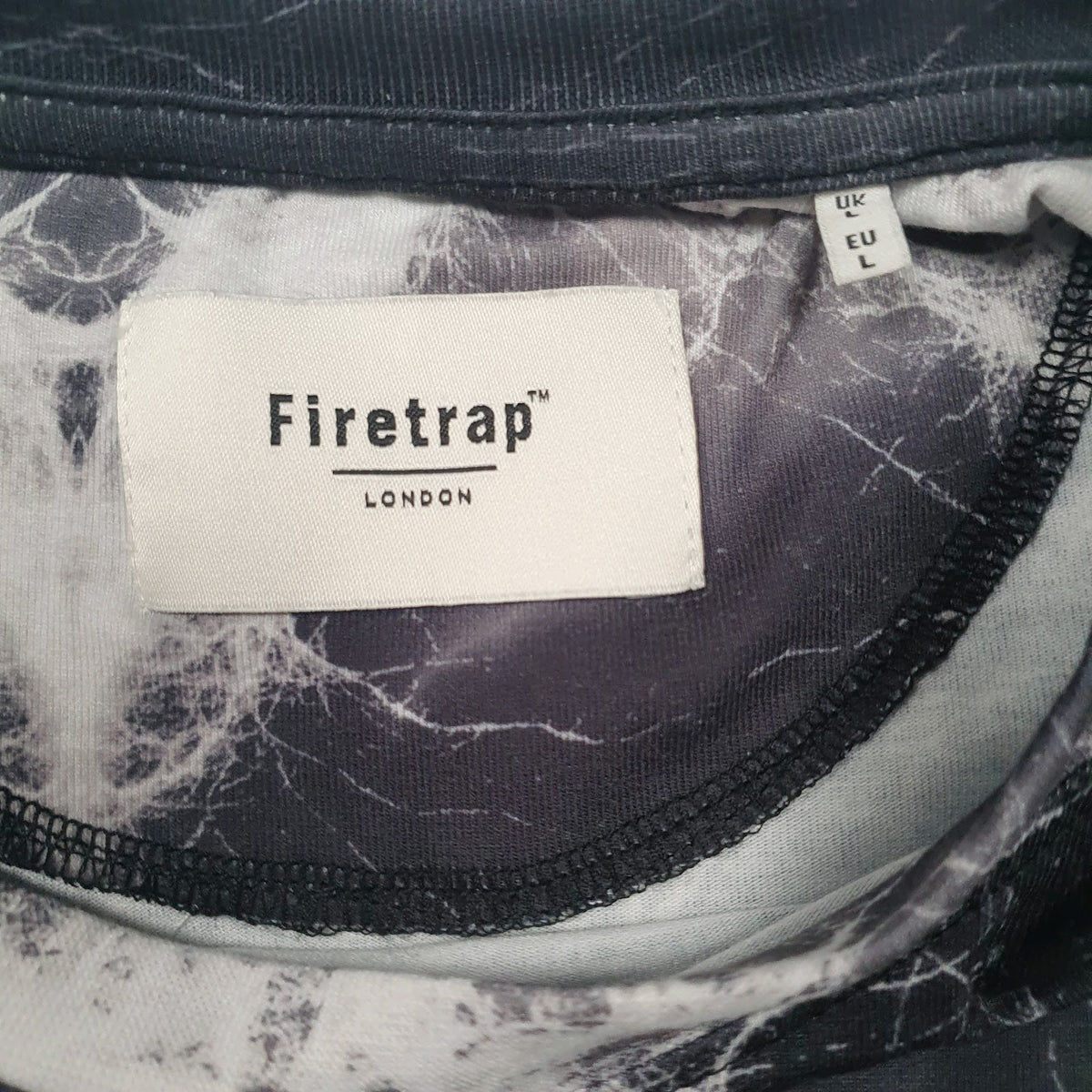 Mens White Fire Trap   T Shirt