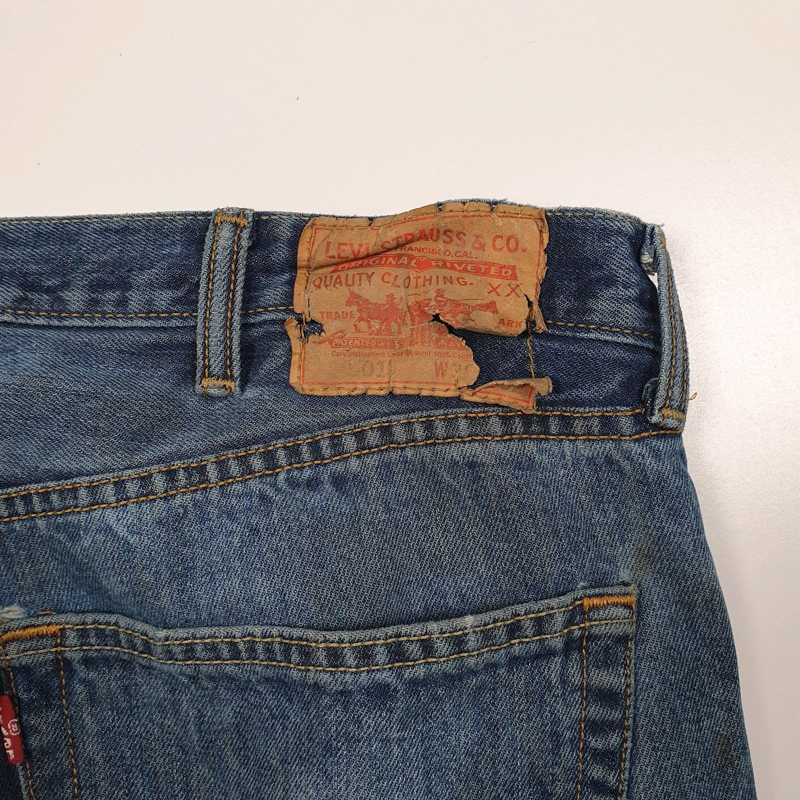 Mens Blue Levis   Jeans