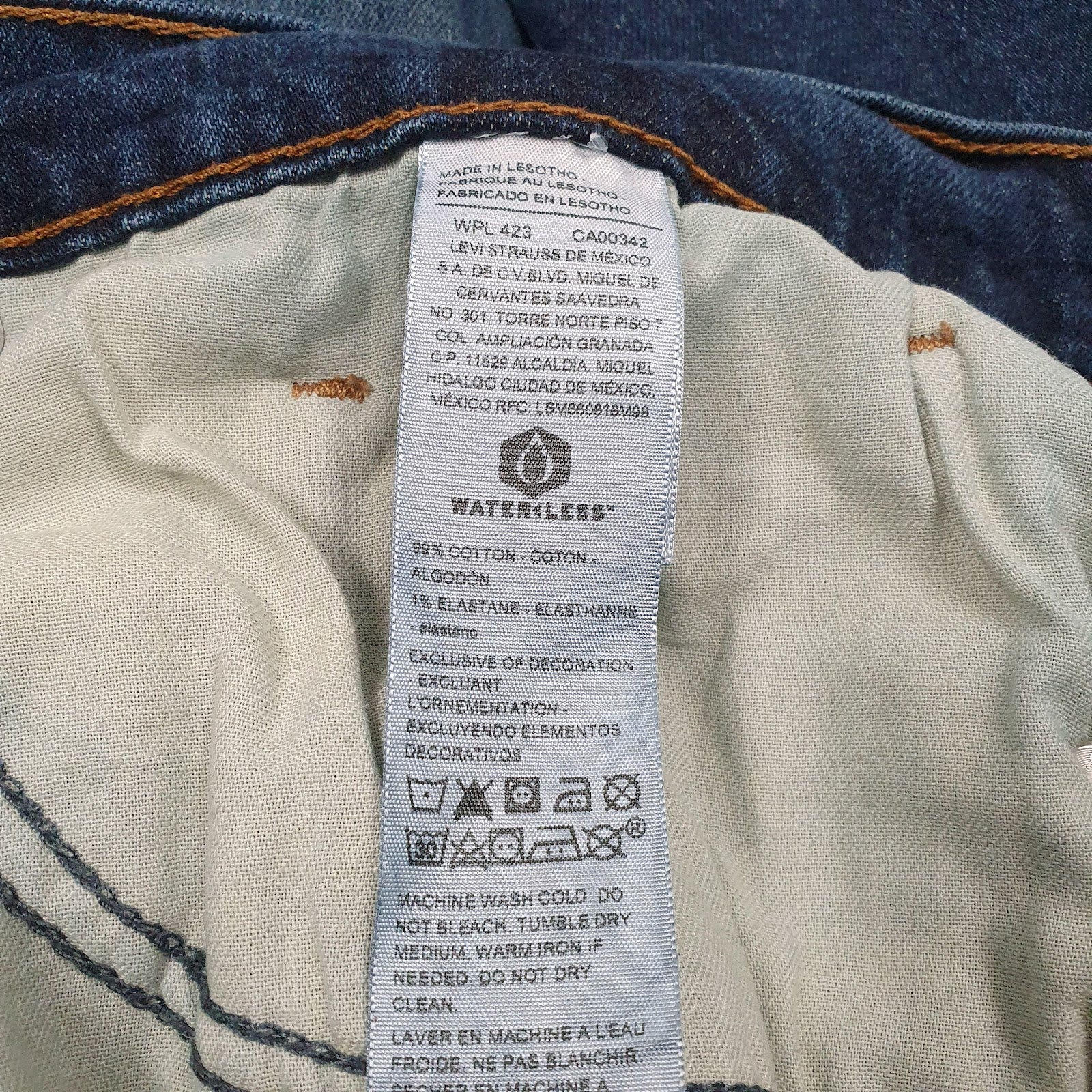 Mens Blue Levis Athletic  Jeans