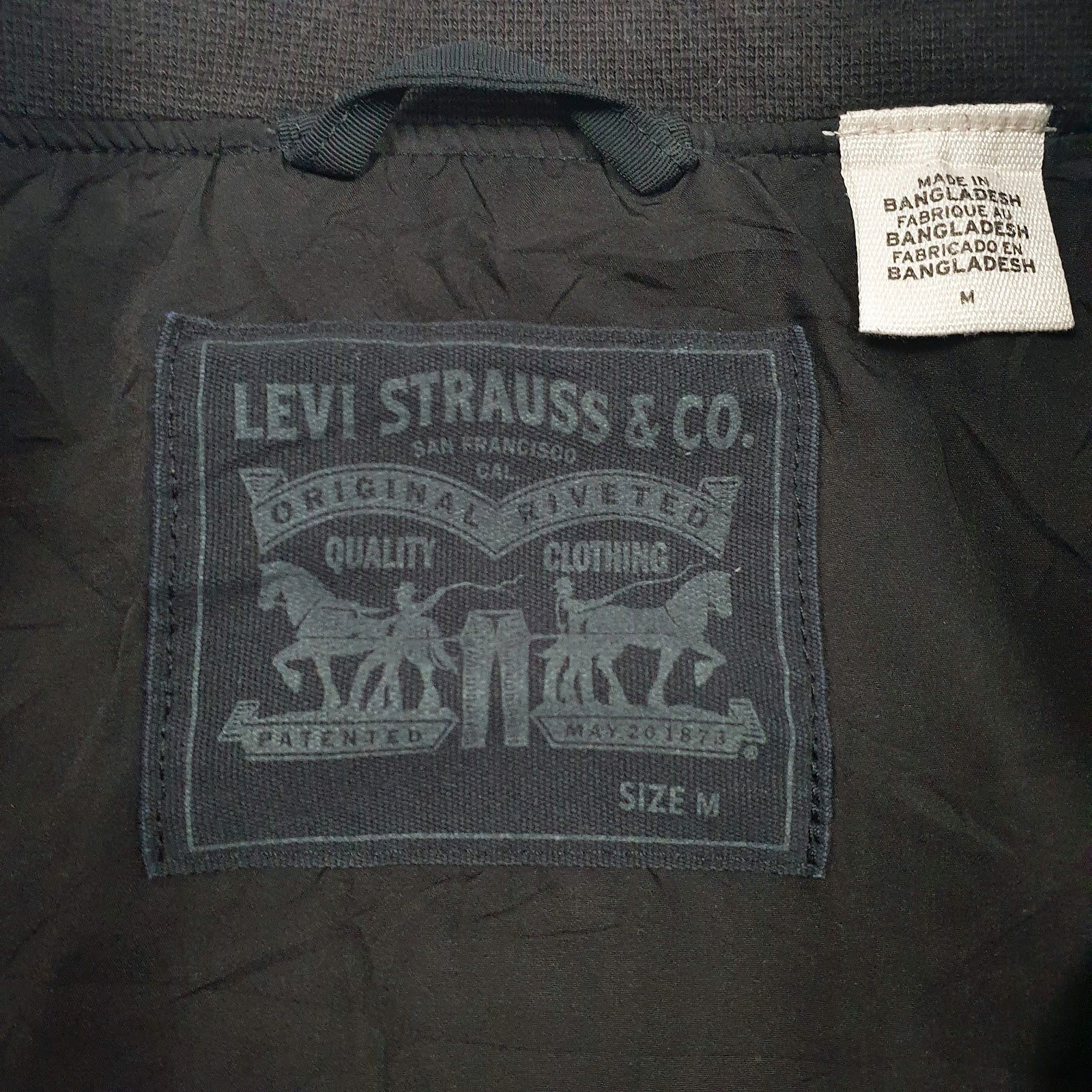 Mens Black Levis   Coat