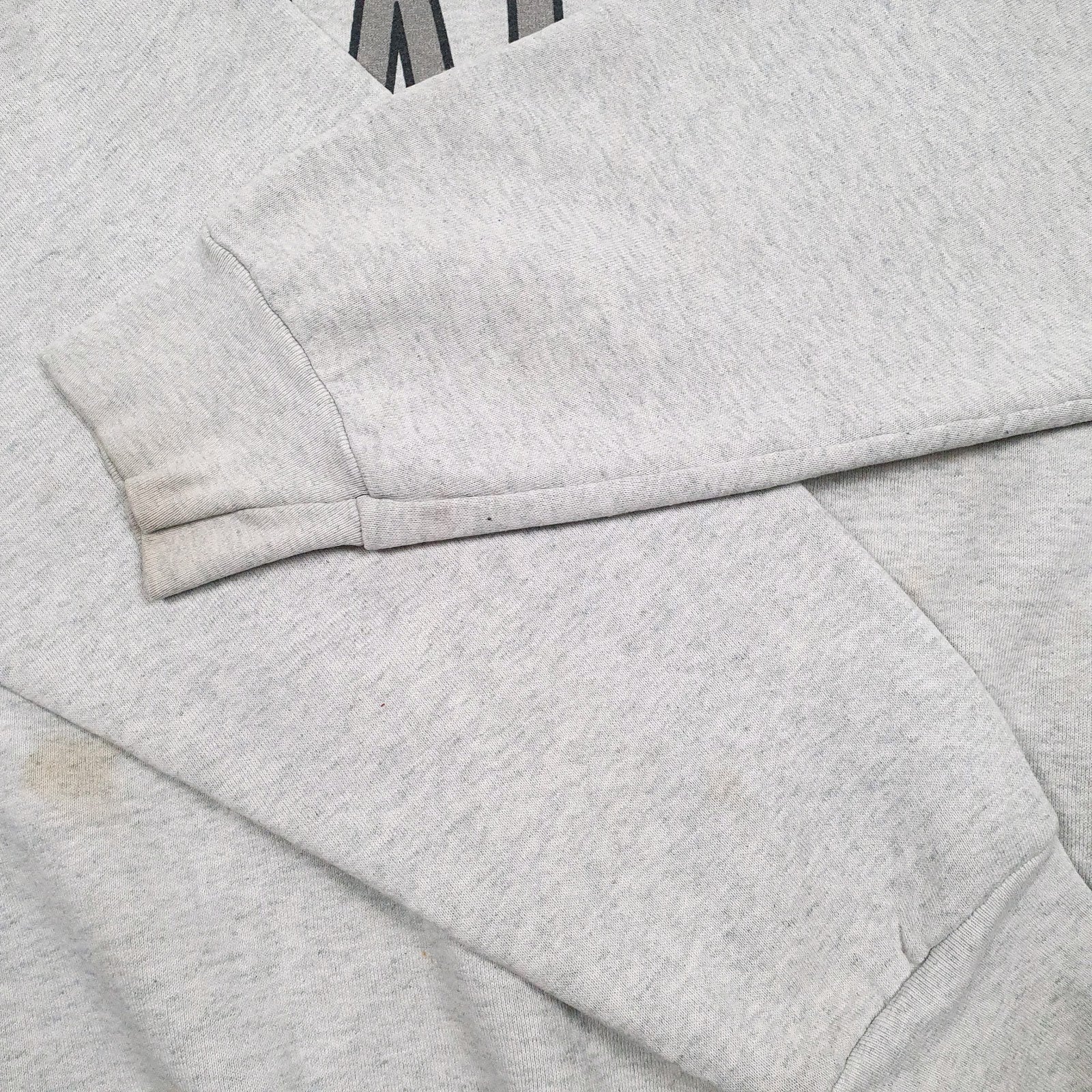 Mens Grey Pro Player Vintage 90s NFL Oakland Raiders Crewneck Jumper