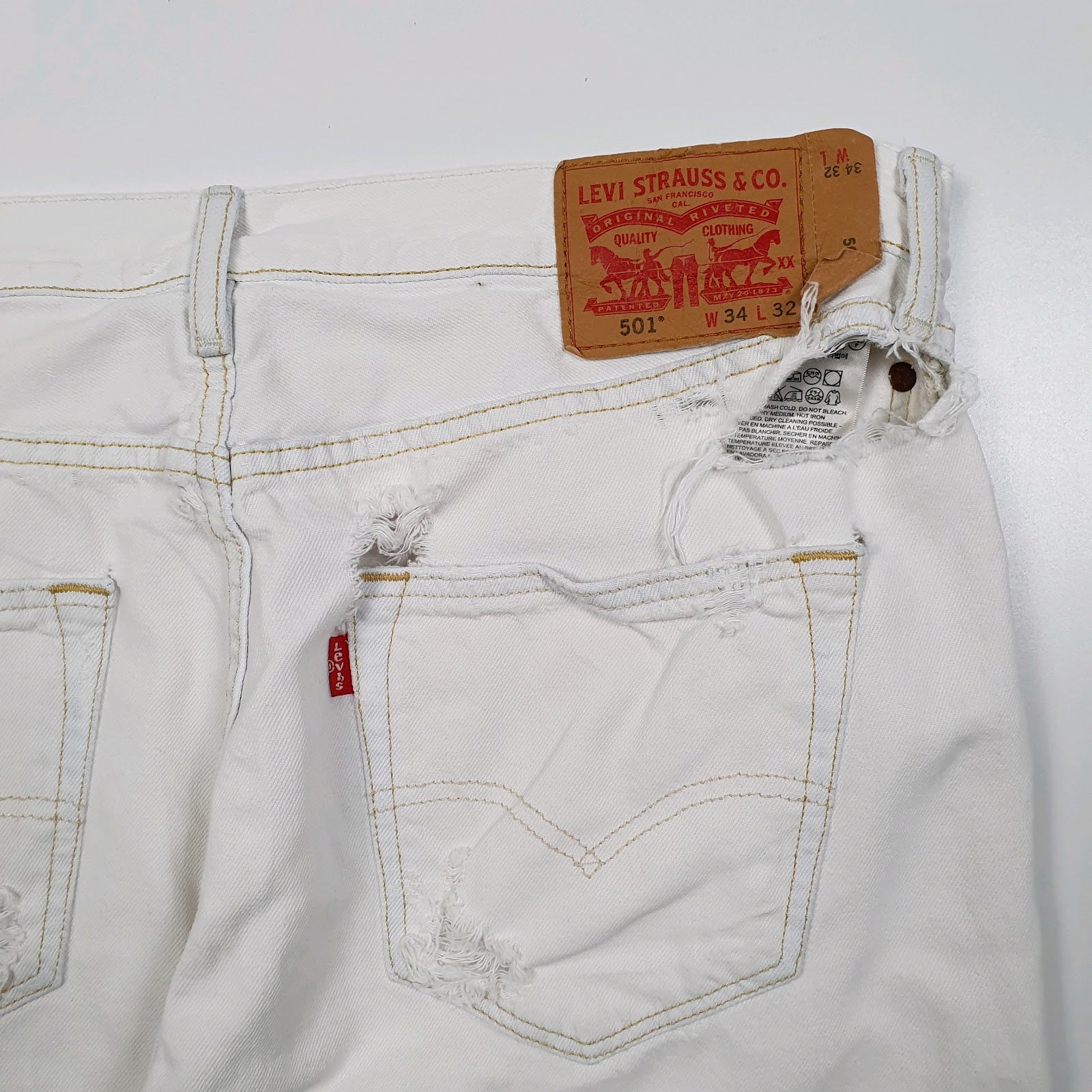 Mens White Levis Distressed  Jeans
