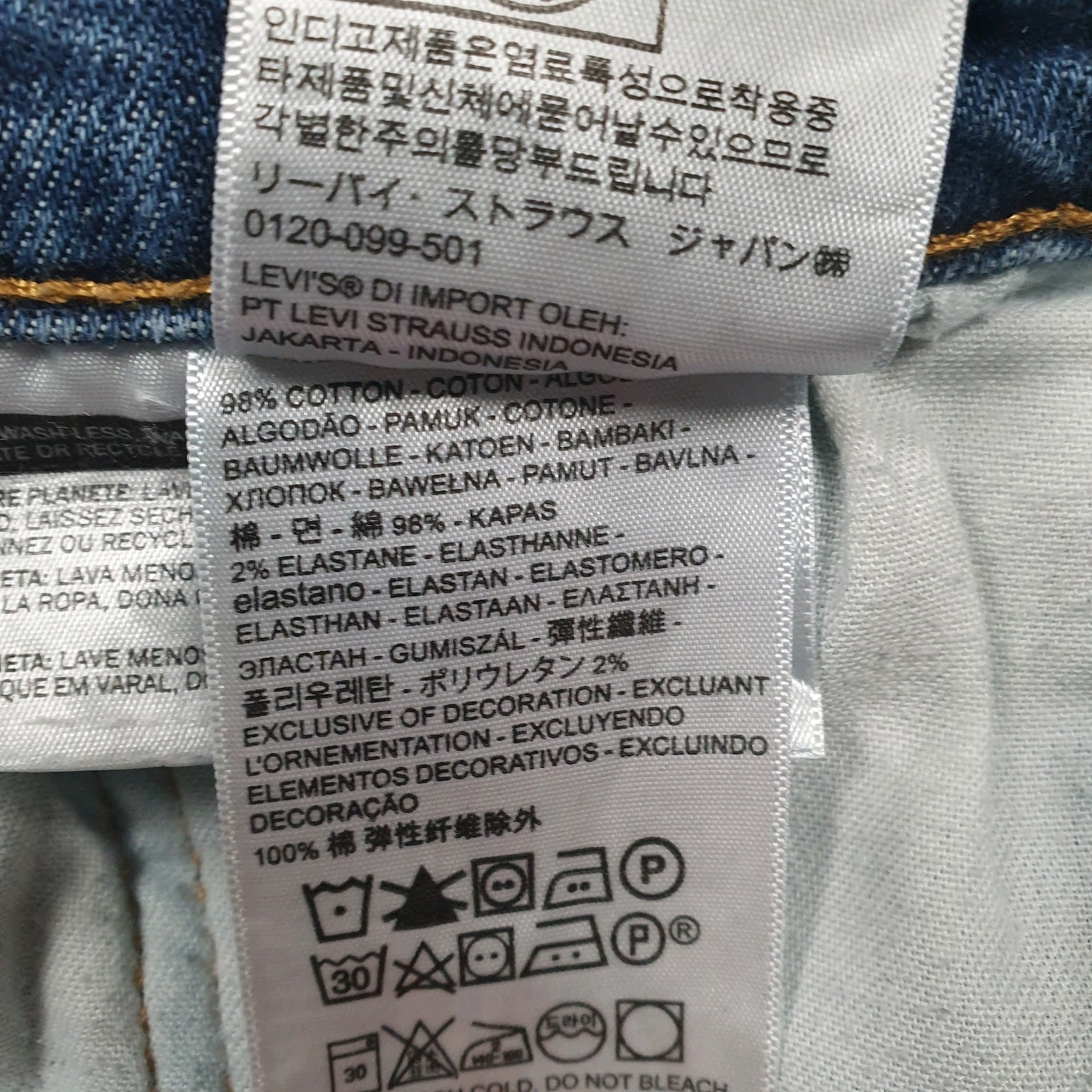 Mens Blue Levis Distressed  Jeans