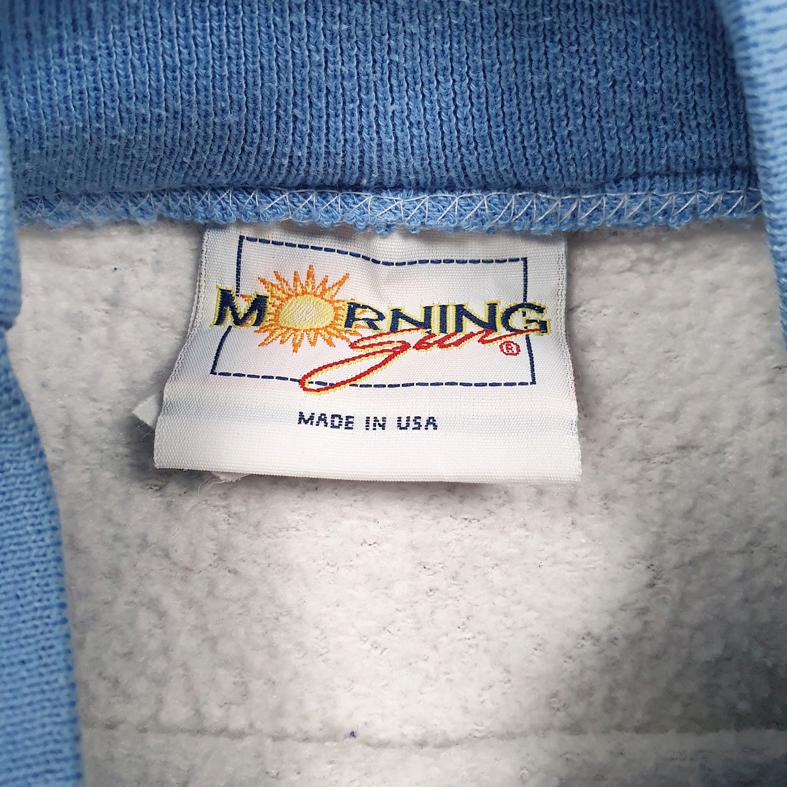 Womens Grey Morning Sun Graphic Vintage 90s Made In USA Crewneck Jumper
