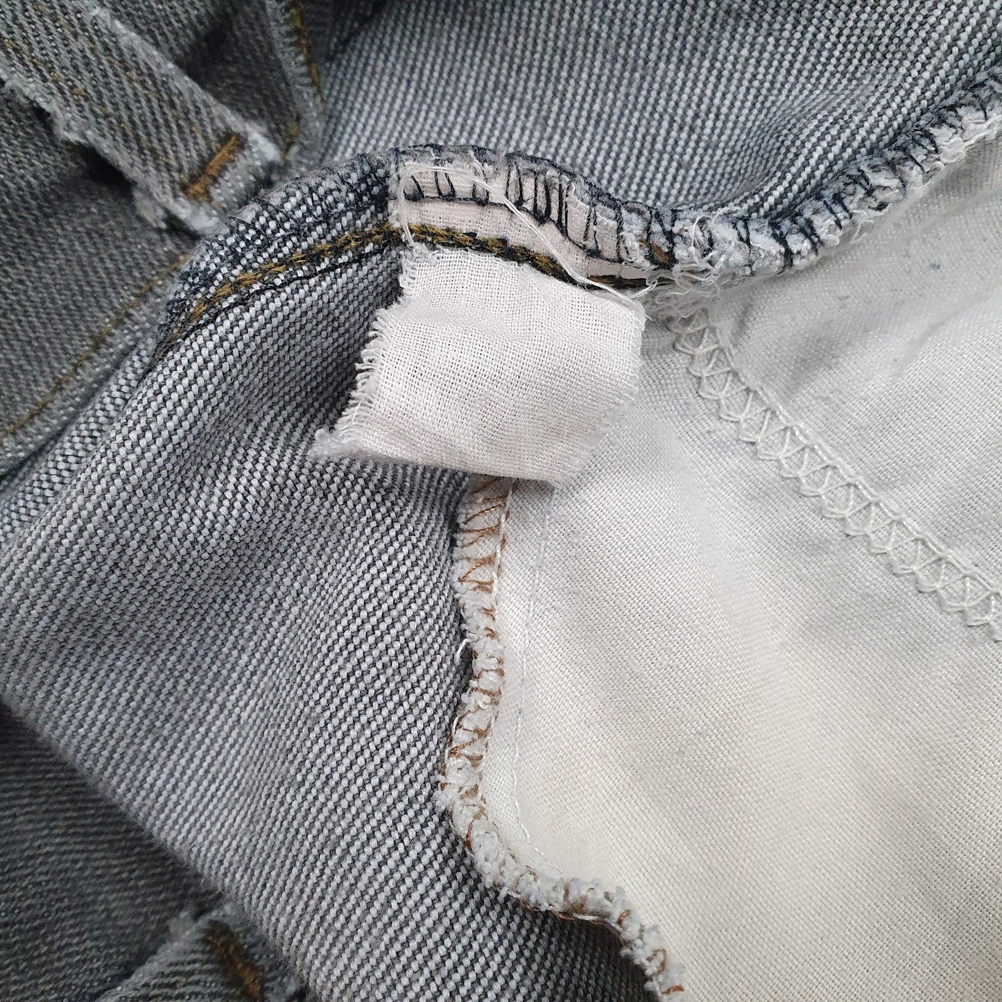Mens Grey Levis Distressed  Jeans