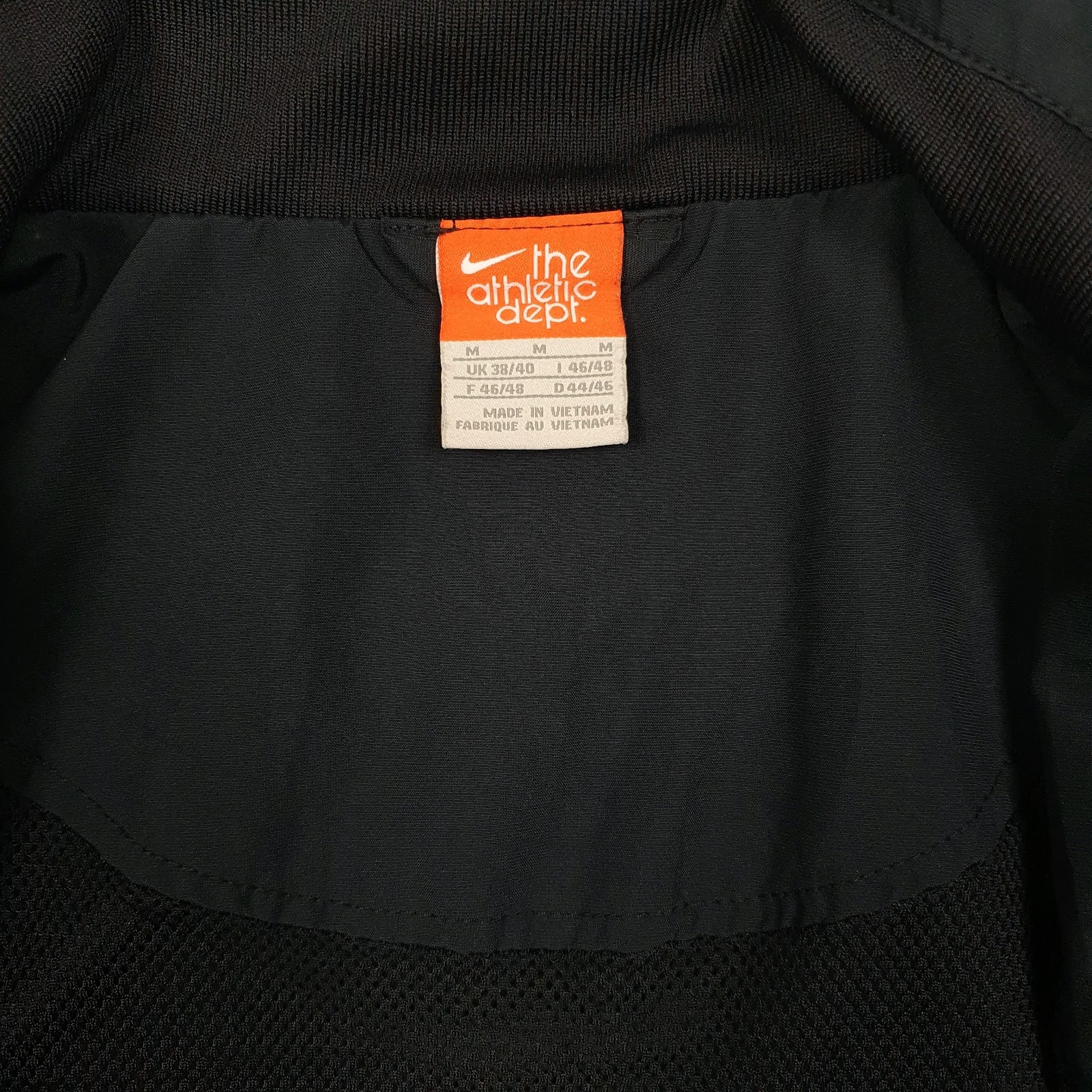 Mens Black Nike Vintage 00s Tracksuit Top Full Zip Coat