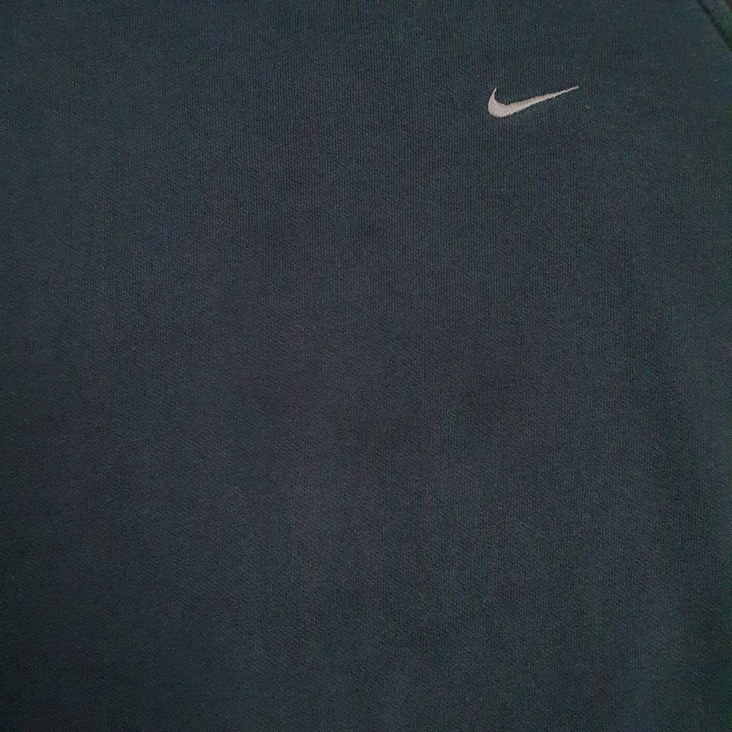 Mens Black Nike Vintage 00s Crewneck Jumper