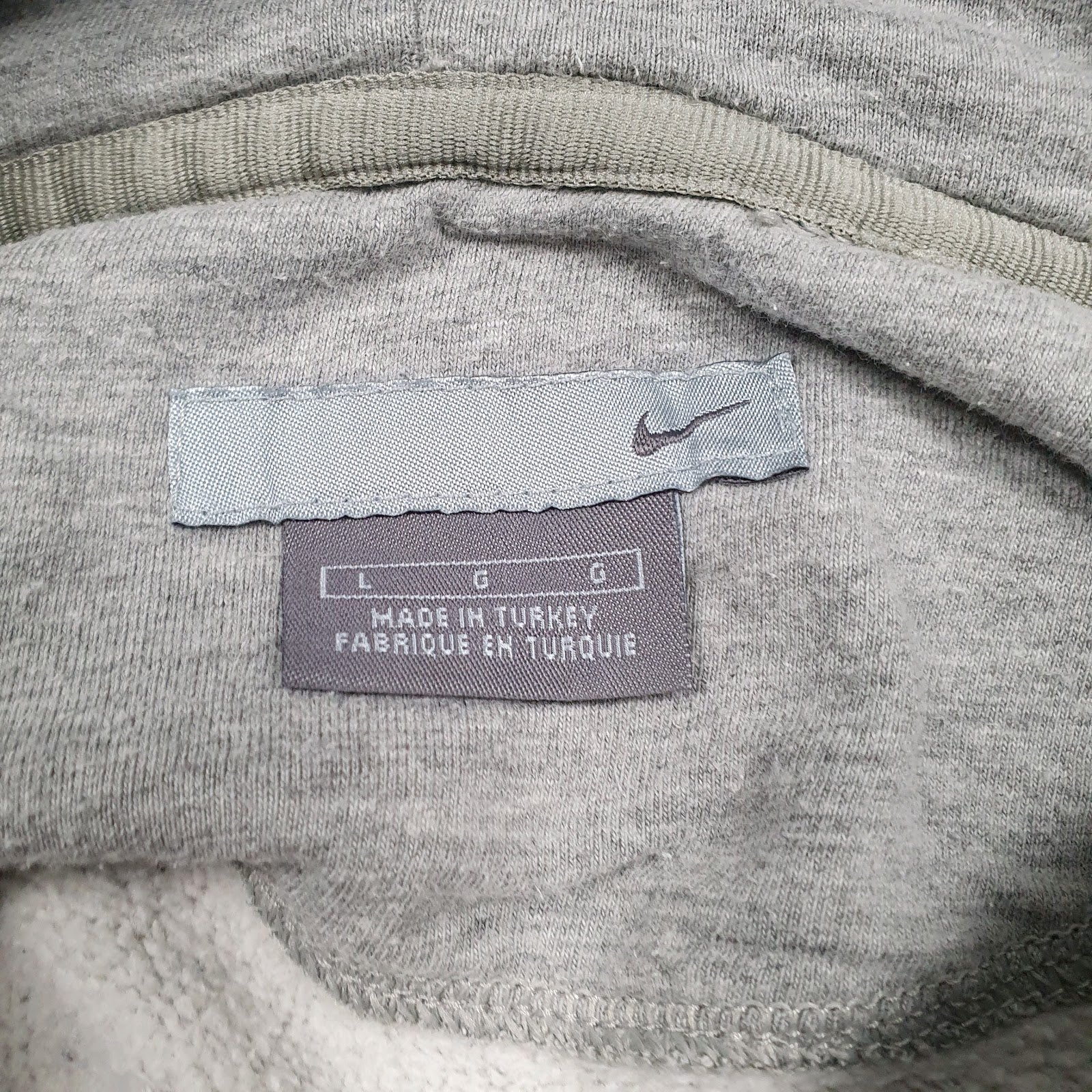 Mens Grey Nike Vintage 00s Spellout Hoodie Jumper