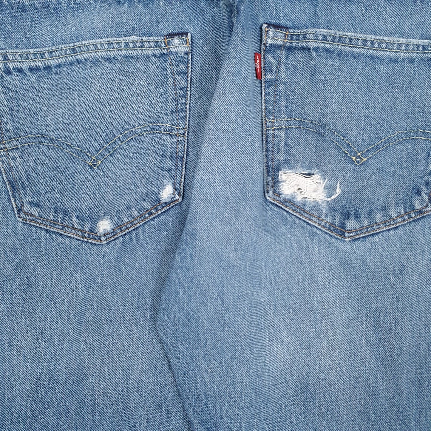 Mens Blue Levis Distressed  Jeans