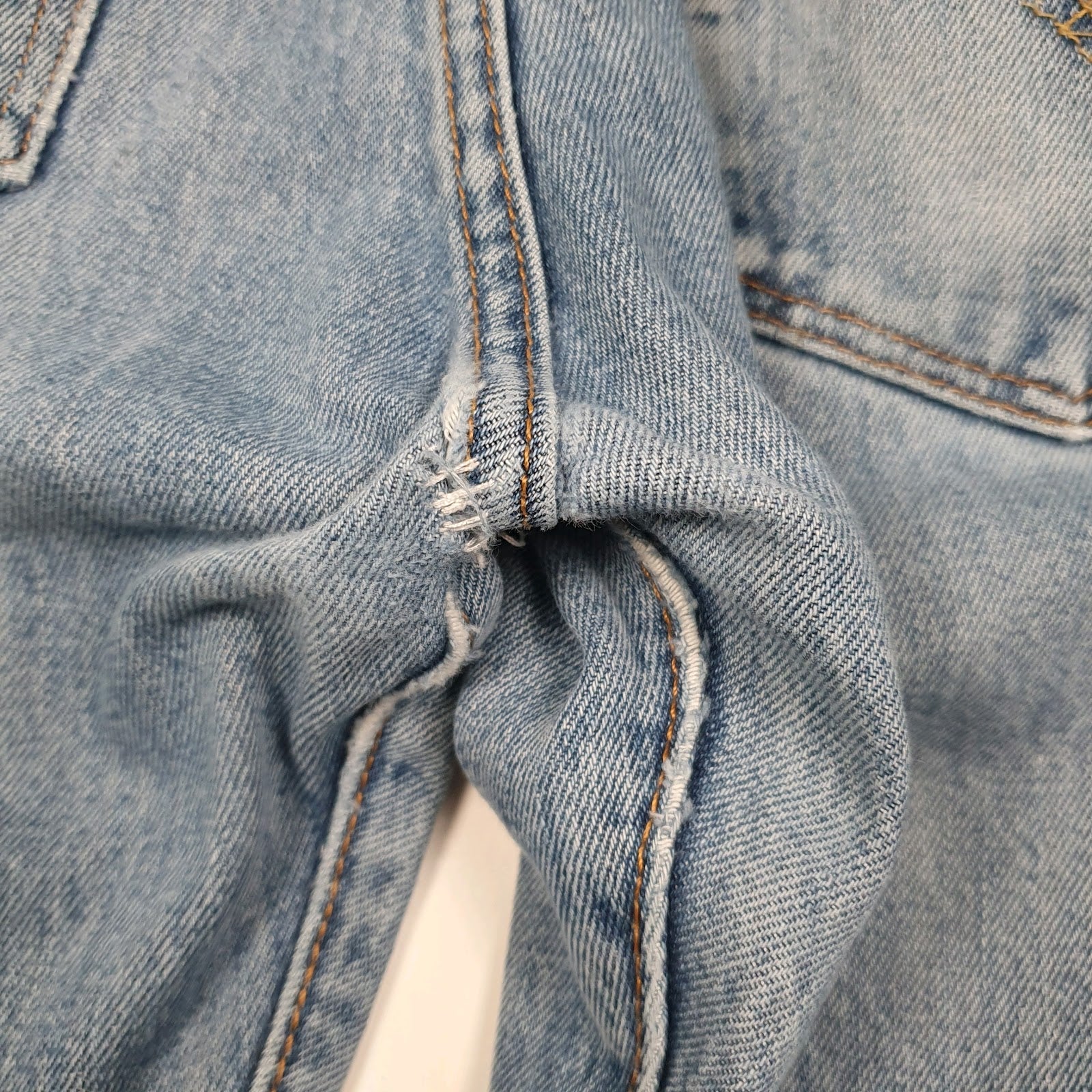 Mens Blue Levis   Jeans