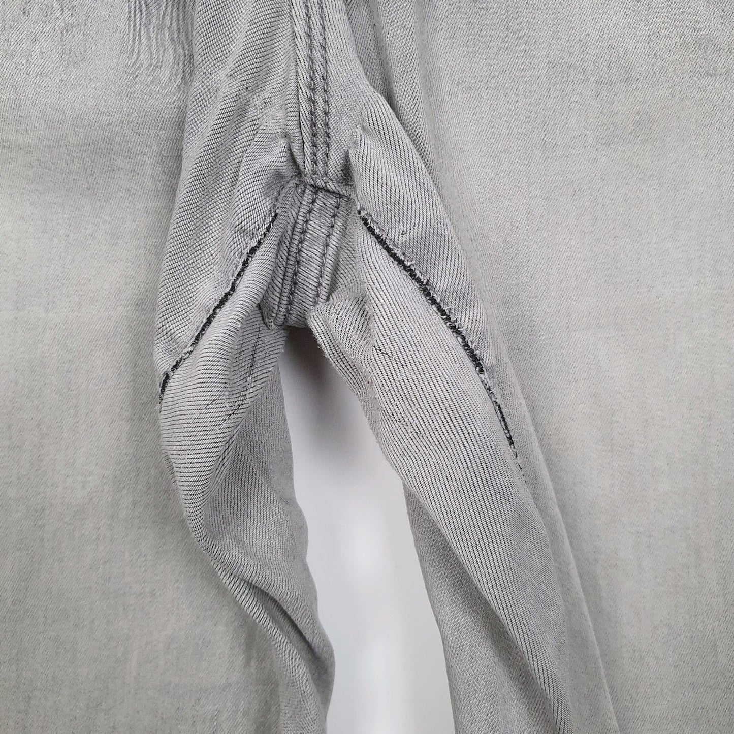 Womens Grey Old Navy Cut Off Capri  Jeans