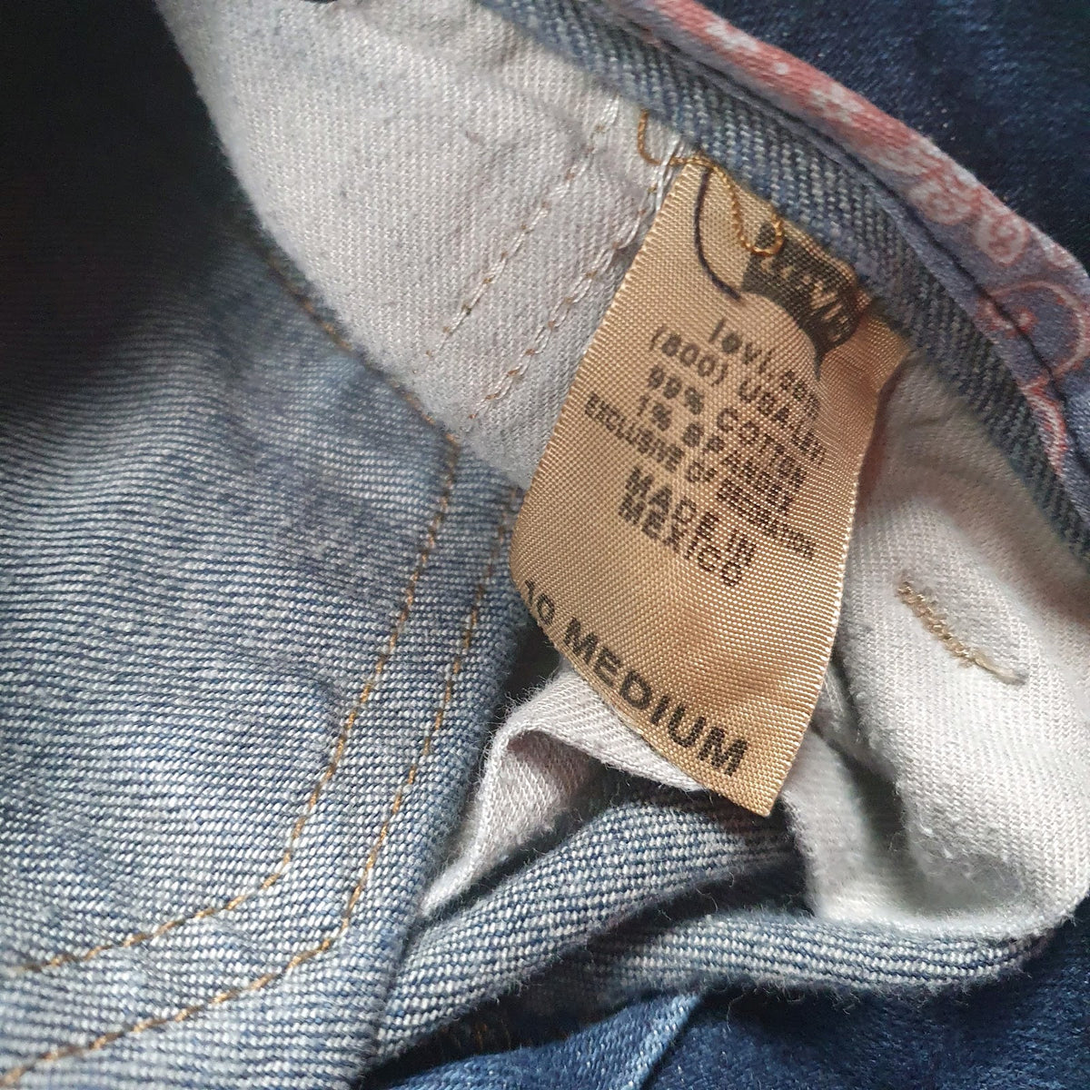 Womens Blue Levis   Jeans