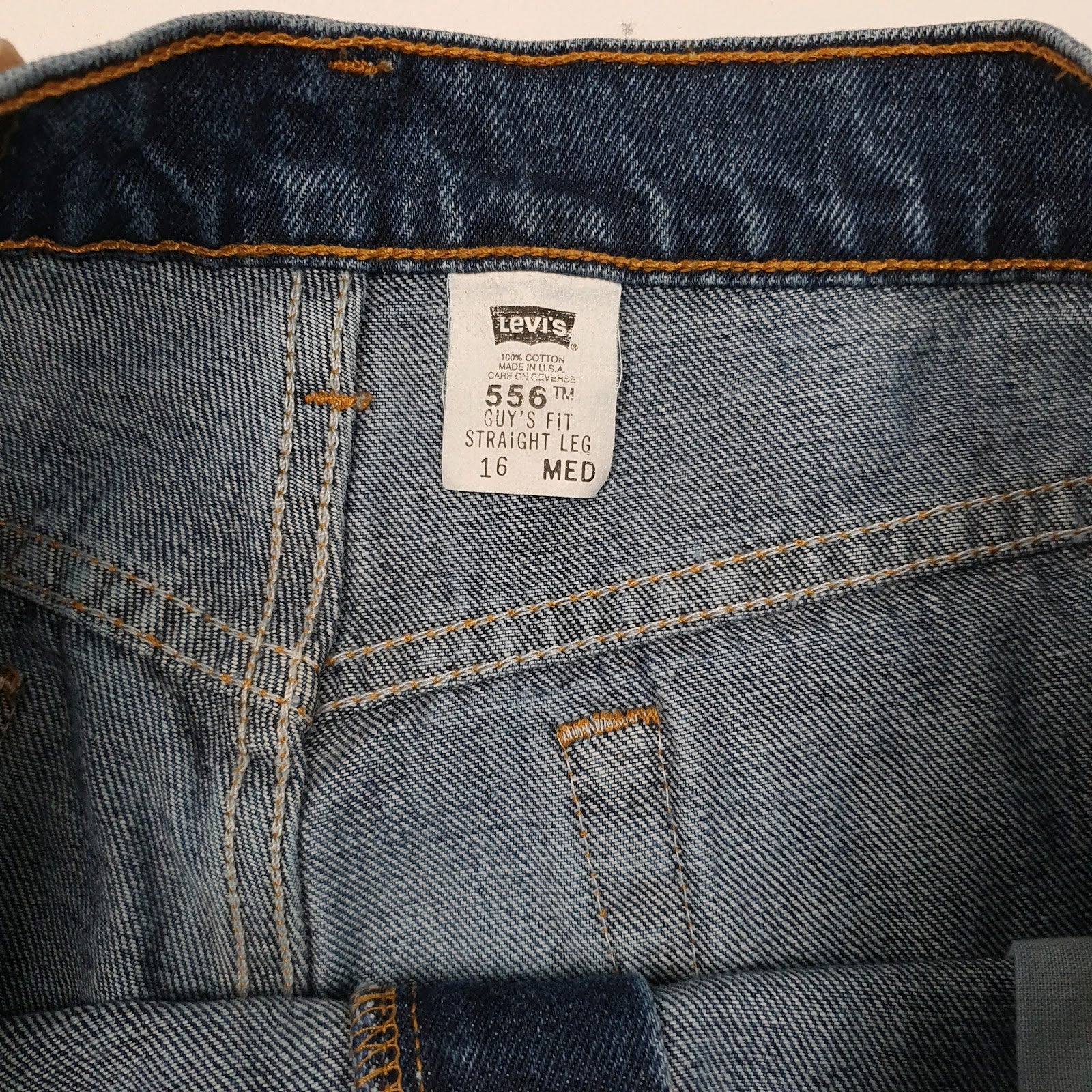 Womens Blue Levis Vintage 90s 556 Guys Fit UK 16  Shorts